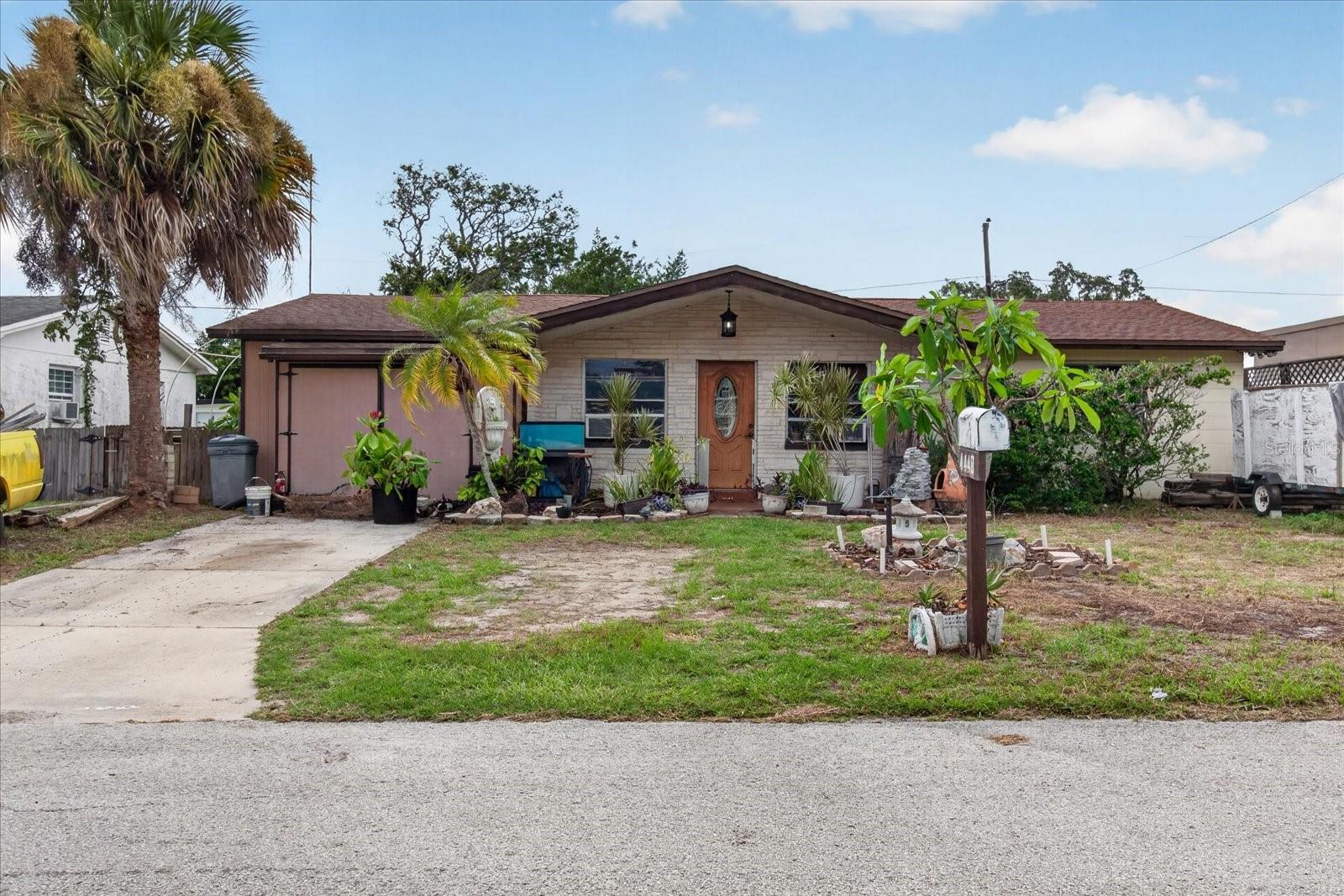 Single Family Residence in NEW PORT RICHEY, FL - Daniel Dourado