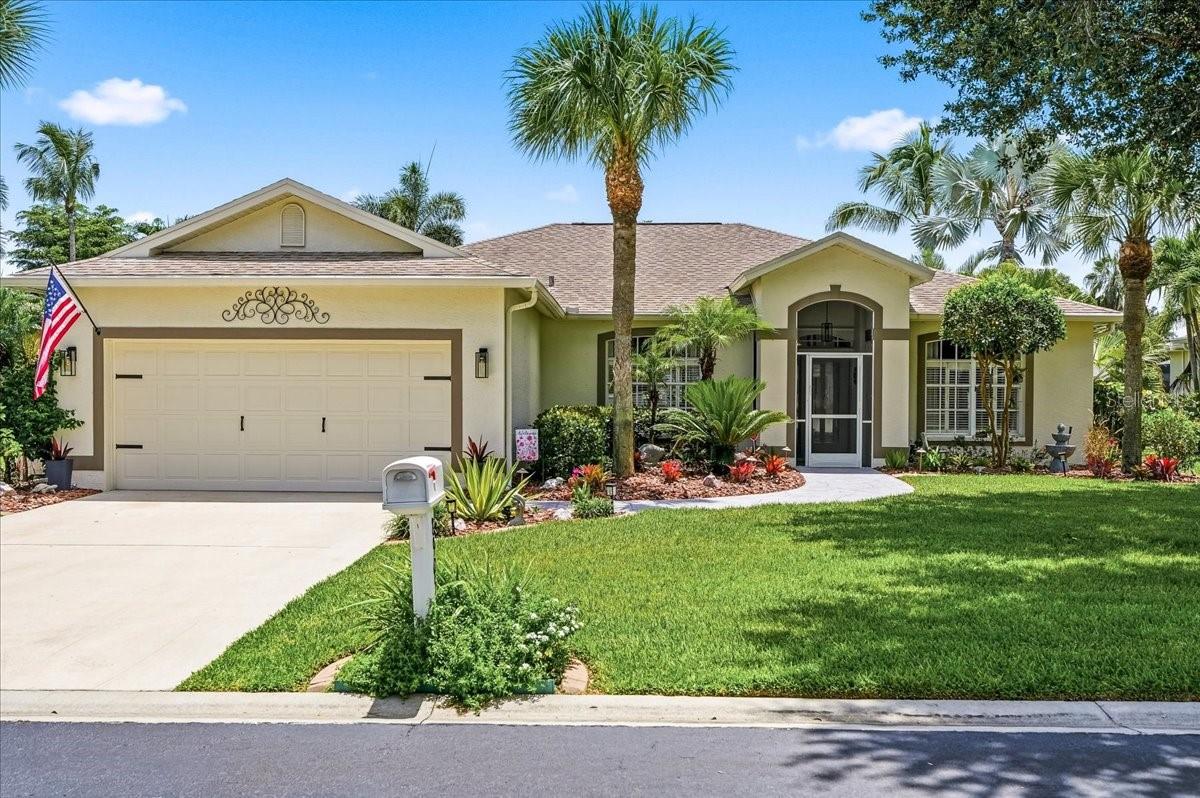 Single Family Residence in FORT MYERS, FL - Daniel Dourado