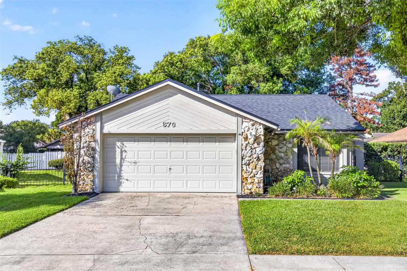 Single Family Residence in CASSELBERRY, FL - Daniel Dourado