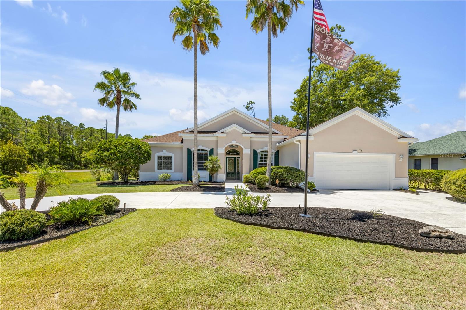 Single Family Residence em PALM COAST, FL - Daniel Dourado