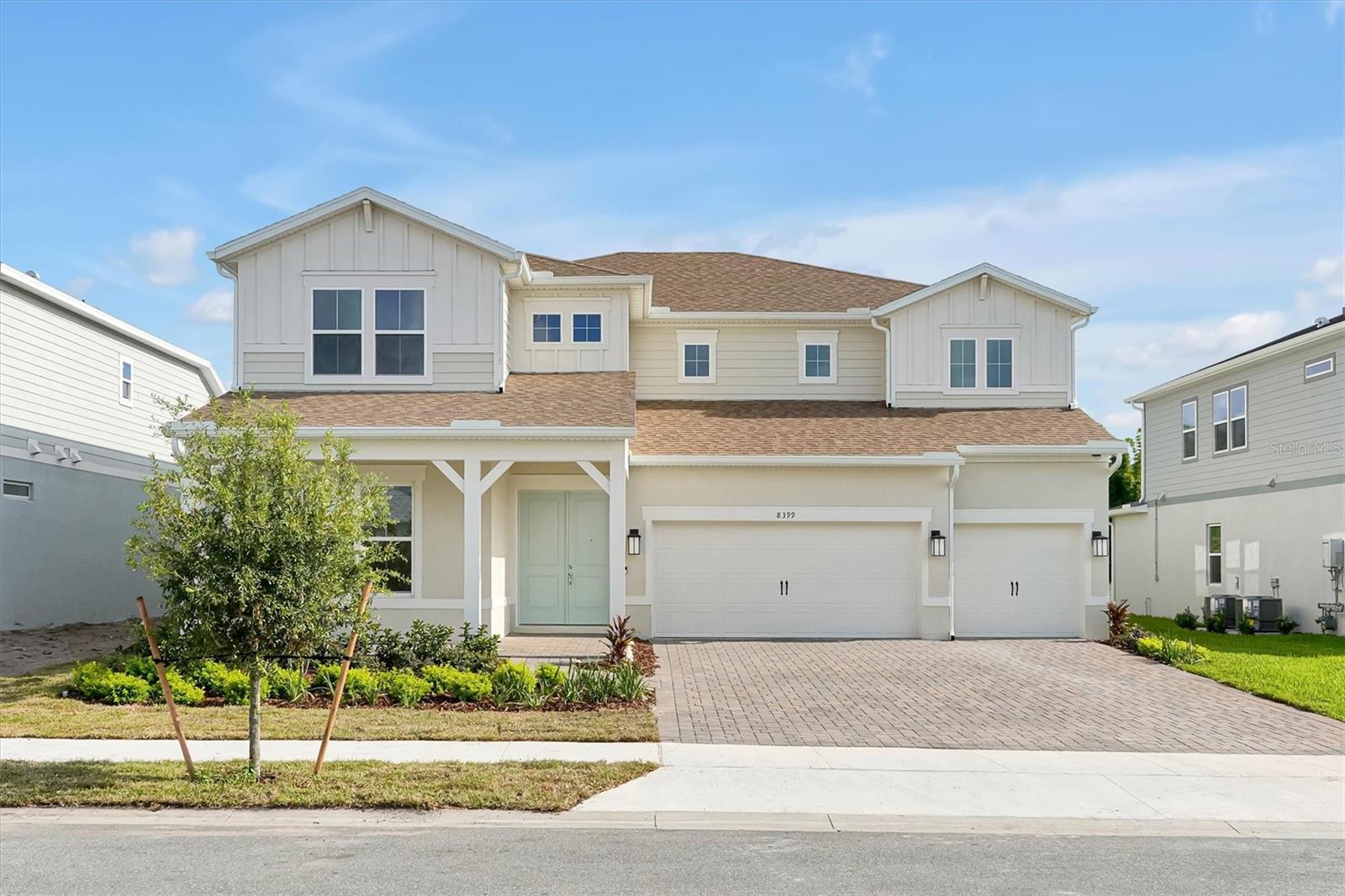 Single Family Residence in ORLANDO, FL - Daniel Dourado