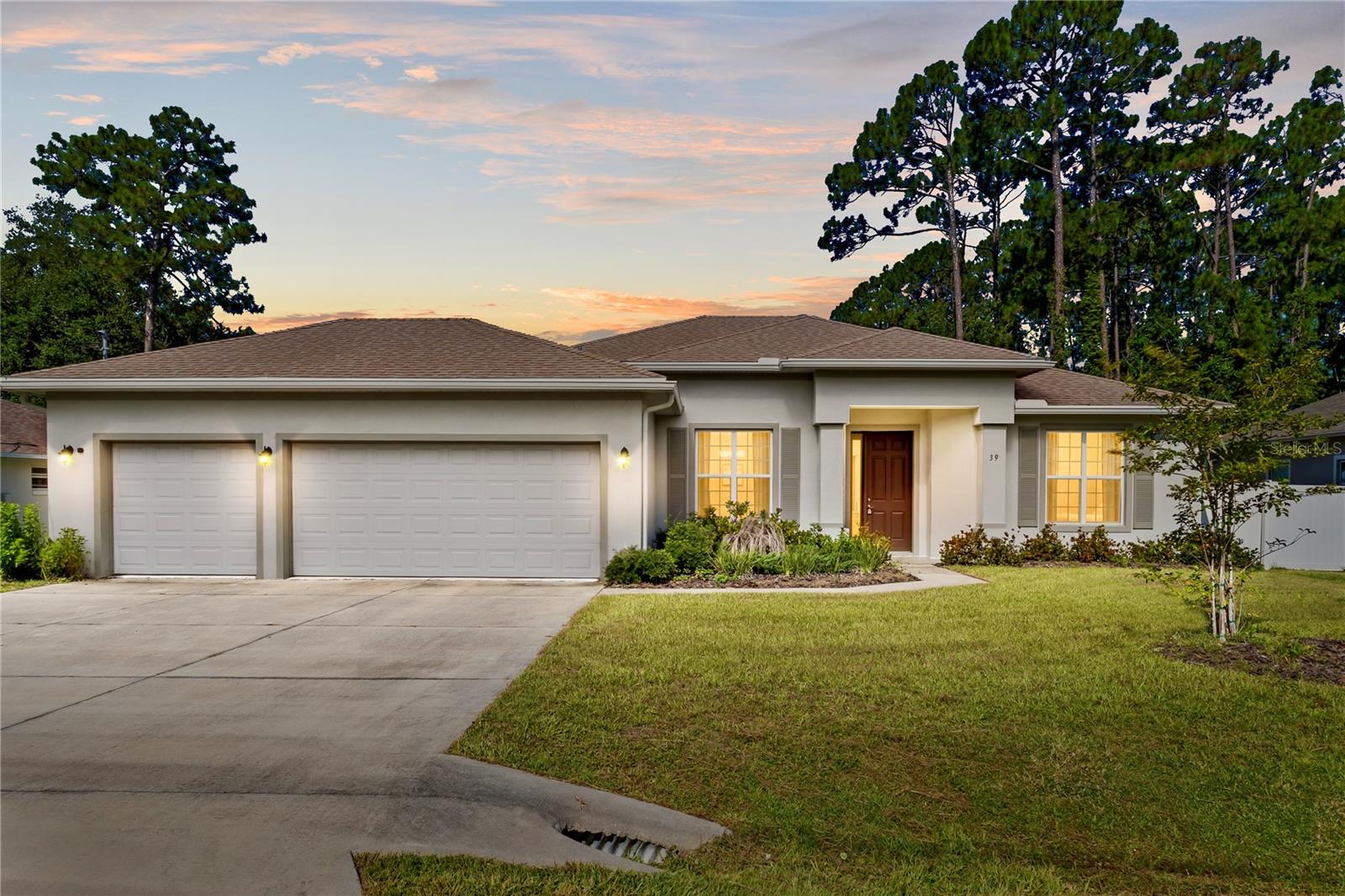 Single Family Residence em PALM COAST, FL - Daniel Dourado