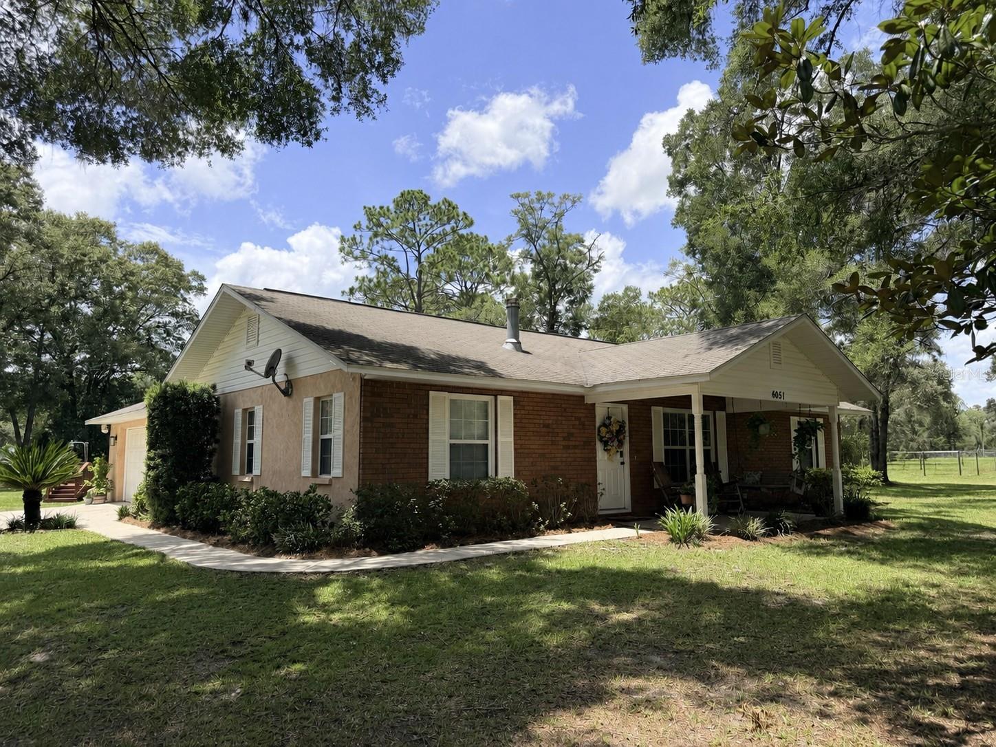 Single Family Residence in CHIEFLAND, FL - Daniel Dourado