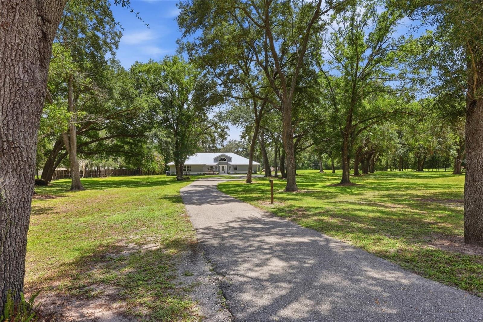 Single Family Residence in ARCADIA, FL - Daniel Dourado