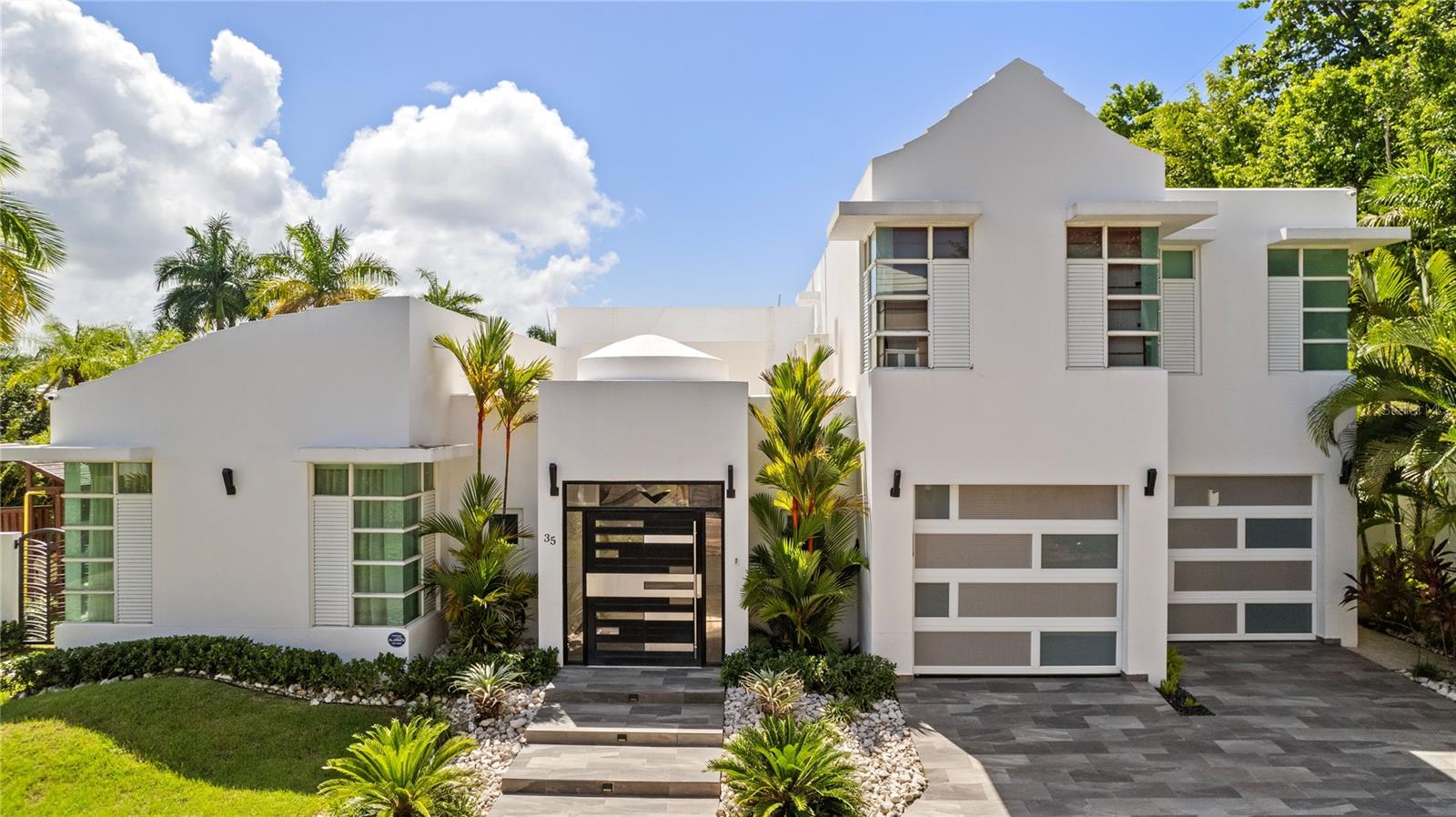 Single Family Residence em DORADO, PR - Daniel Dourado