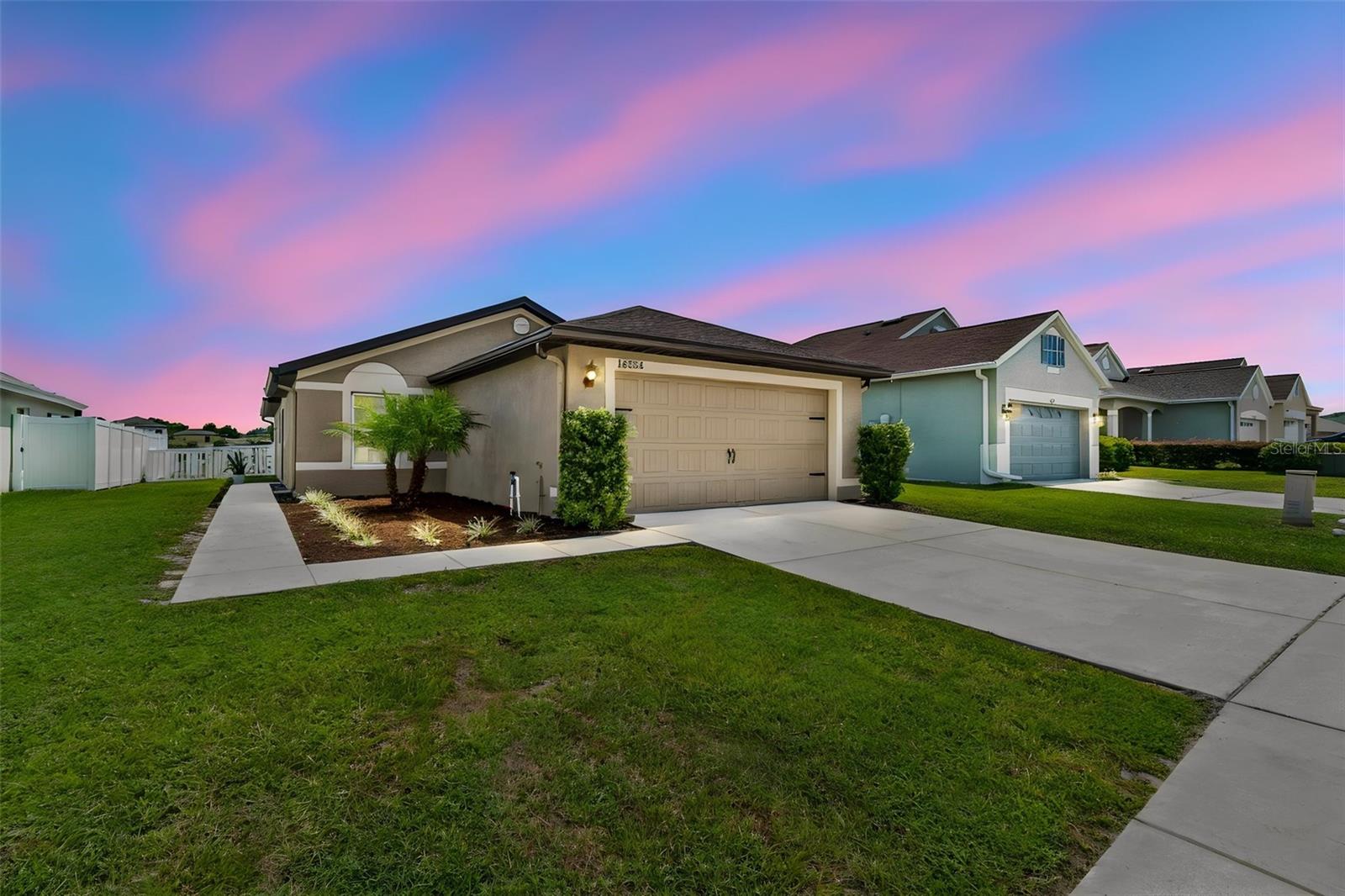 Single Family Residence in BROOKSVILLE, FL - Daniel Dourado