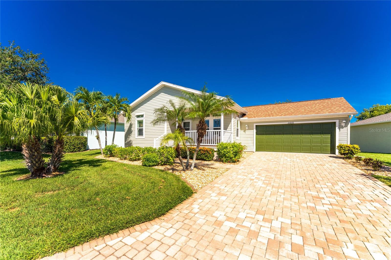 Single Family Residence in PUNTA GORDA, FL - Daniel Dourado