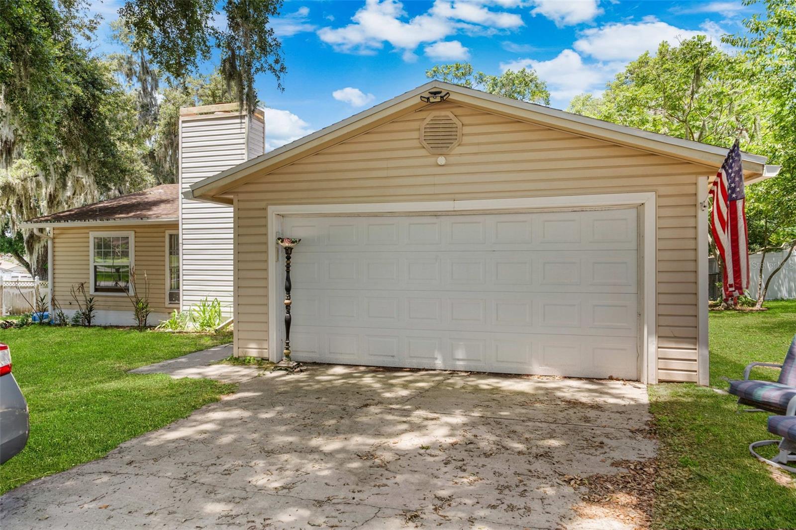 Single Family Residence in LAKELAND, FL - Daniel Dourado