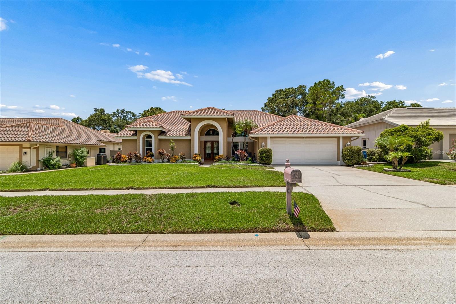 Single Family Residence in CLEARWATER, FL - Daniel Dourado