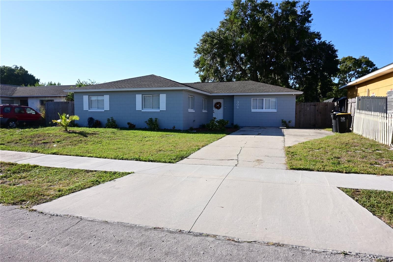 Single Family Residence em WINTER HAVEN, FL - Daniel Dourado