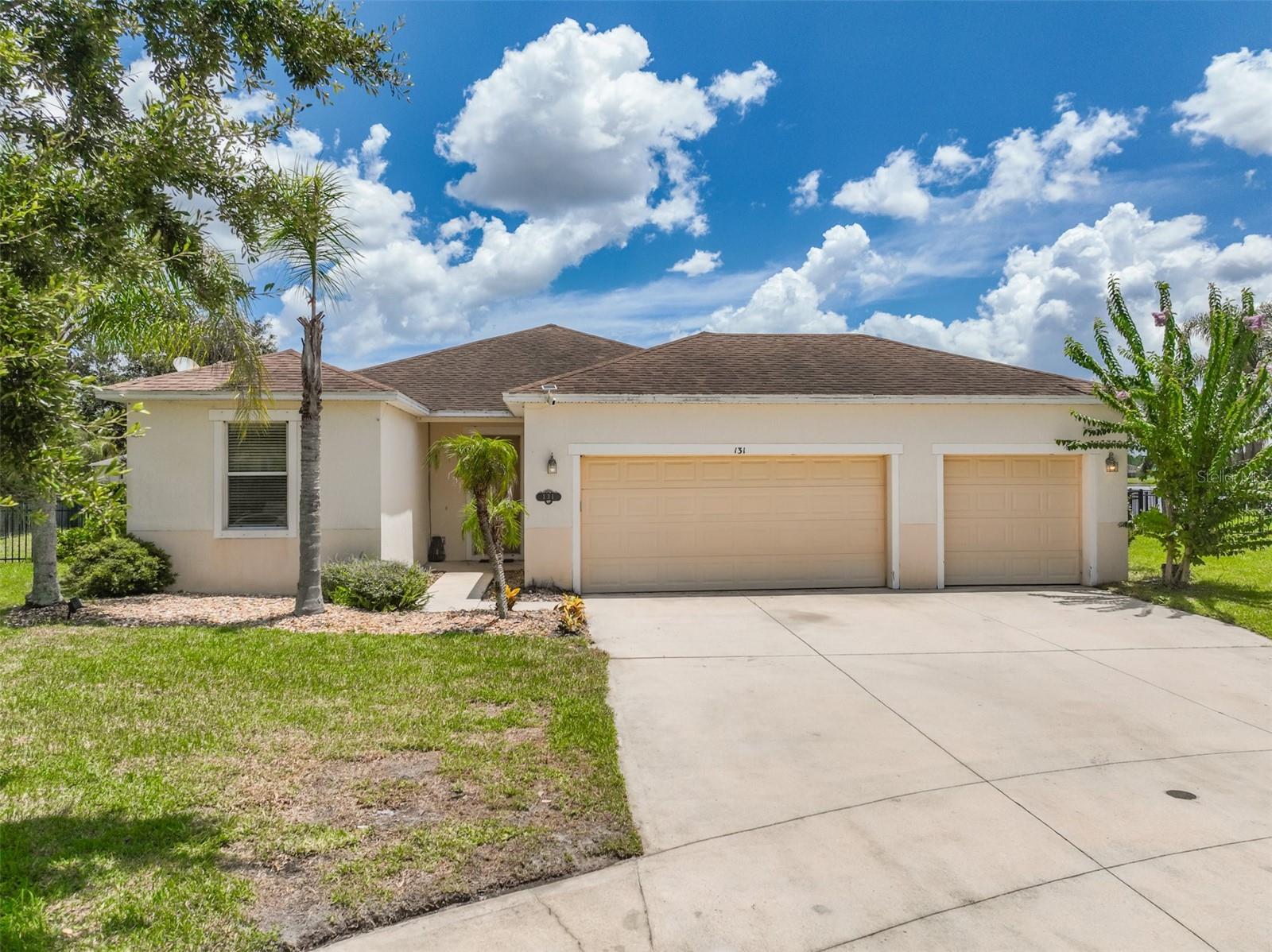 Single Family Residence in DAYTONA BEACH, FL - Daniel Dourado