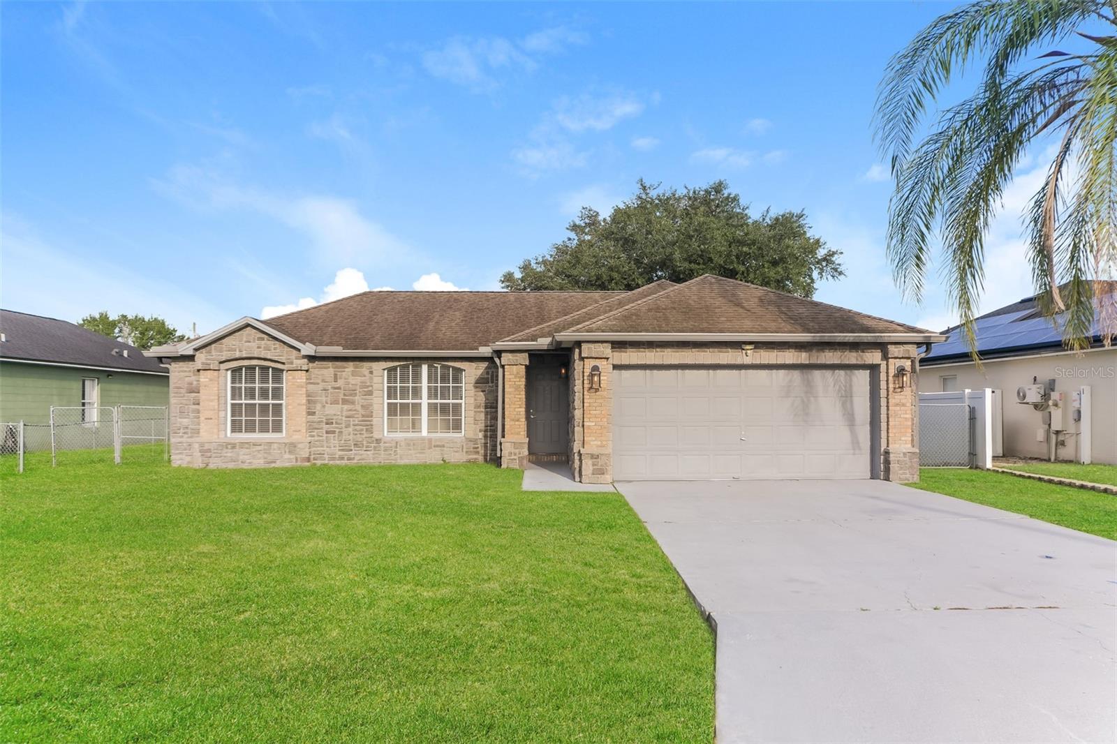 Single Family Residence in KISSIMMEE, FL - Daniel Dourado