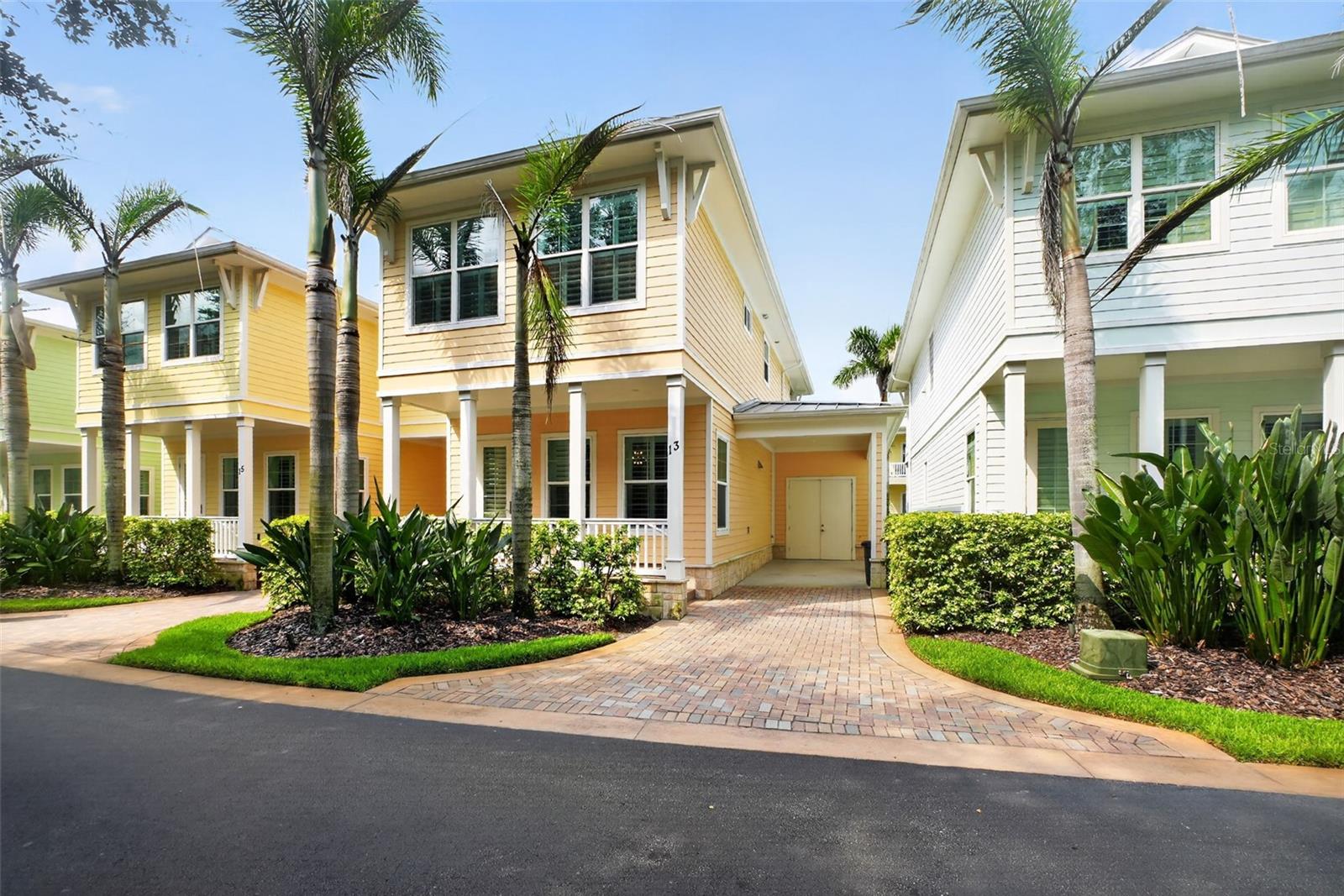Single Family Residence in NEW SMYRNA BEACH, FL - Daniel Dourado