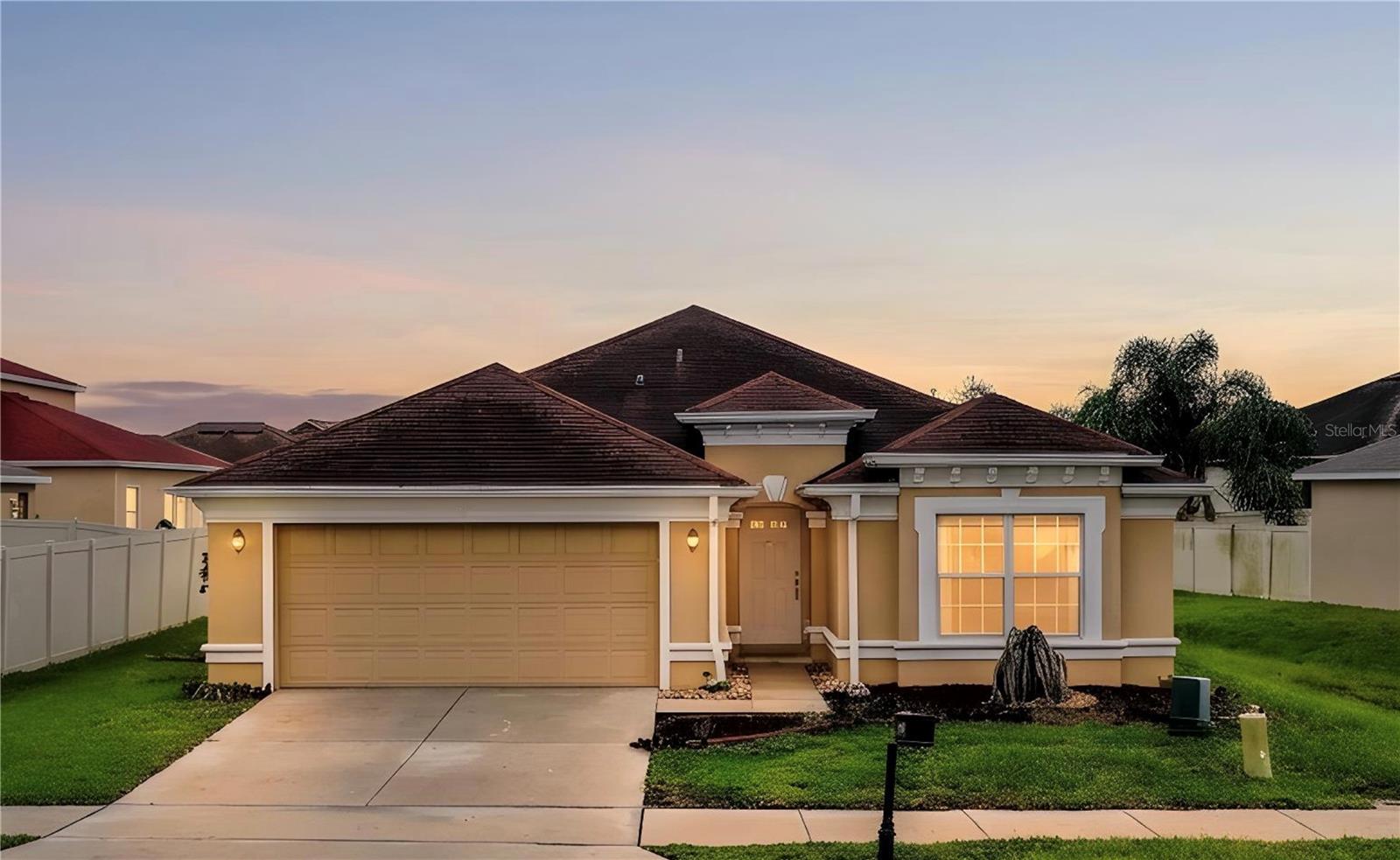 Single Family Residence in LAKELAND, FL - Daniel Dourado