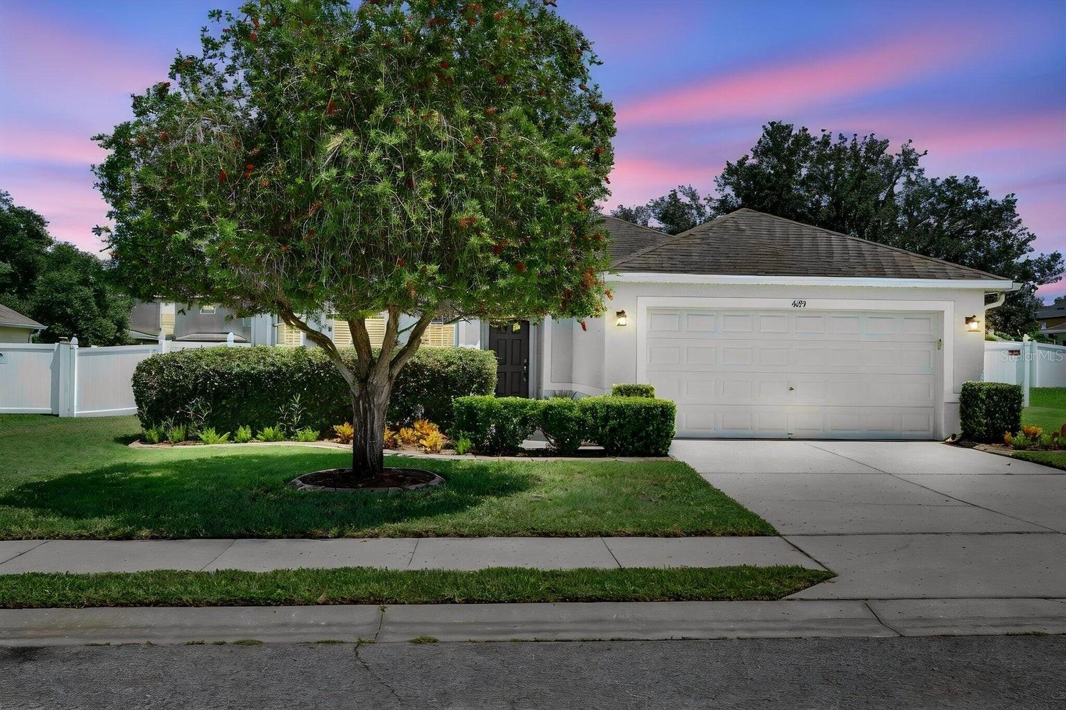 Single Family Residence in MULBERRY, FL - Daniel Dourado