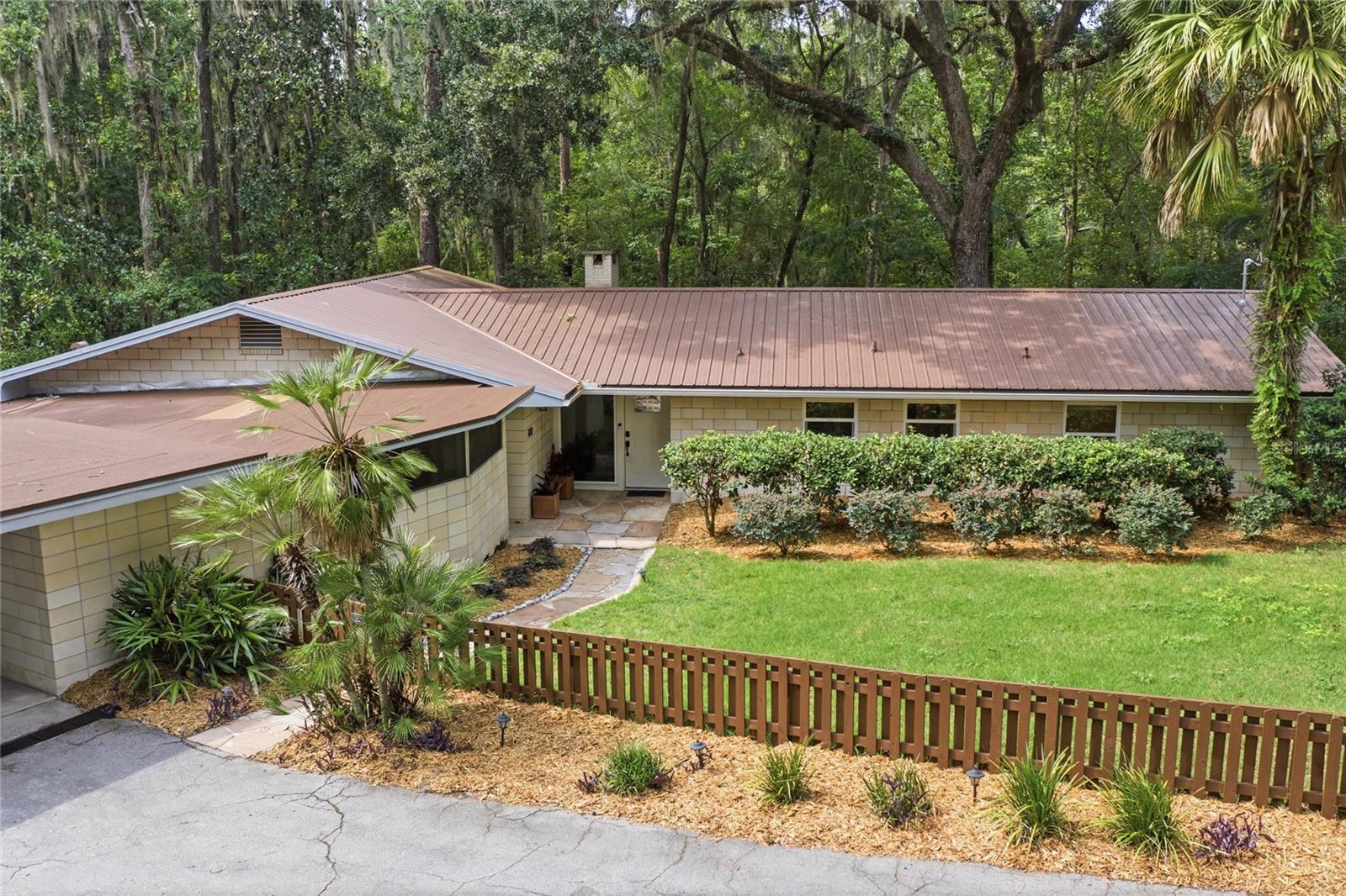Single Family Residence em GAINESVILLE, FL - Daniel Dourado