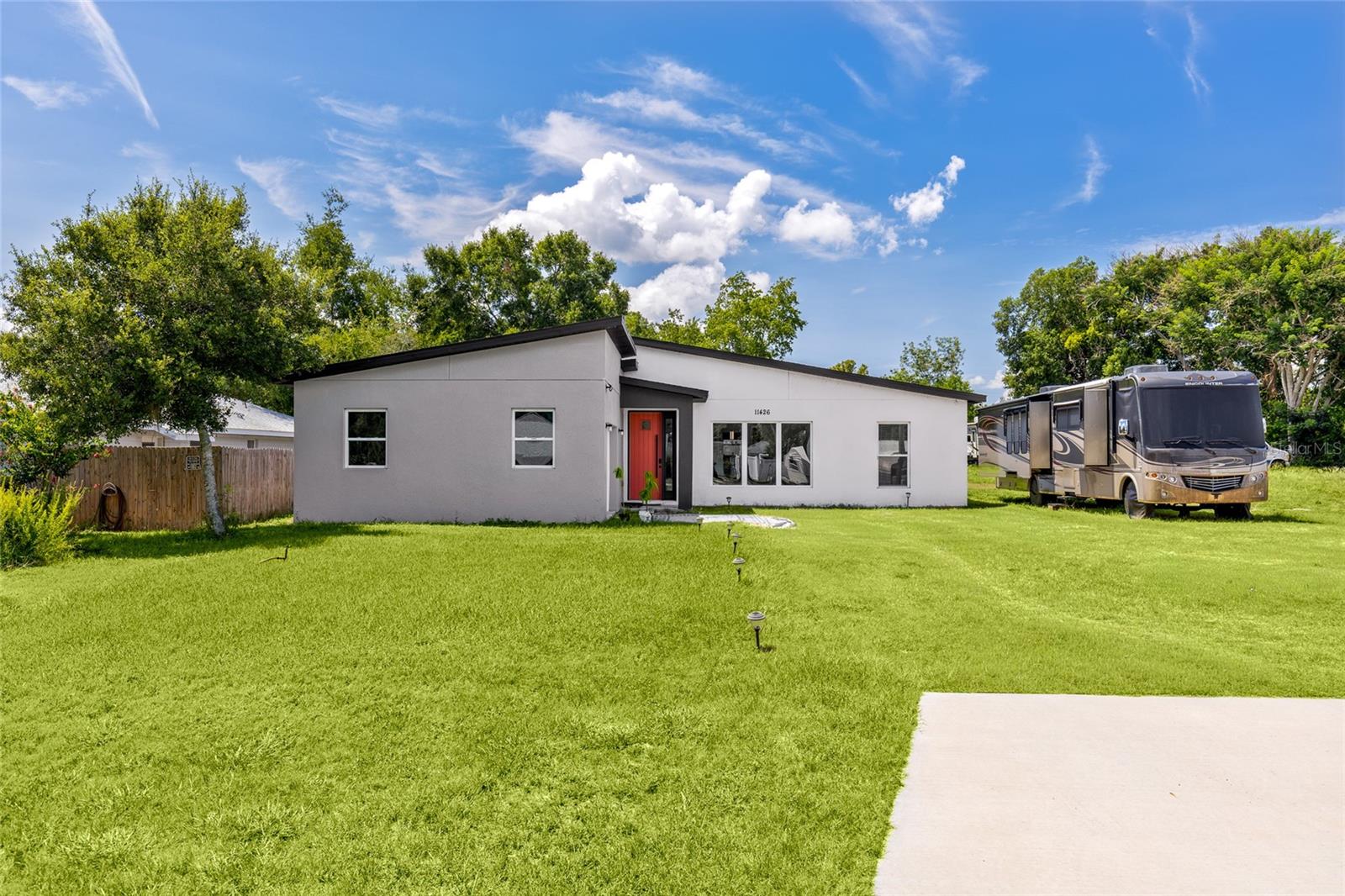 Single Family Residence em LEESBURG, FL - Daniel Dourado