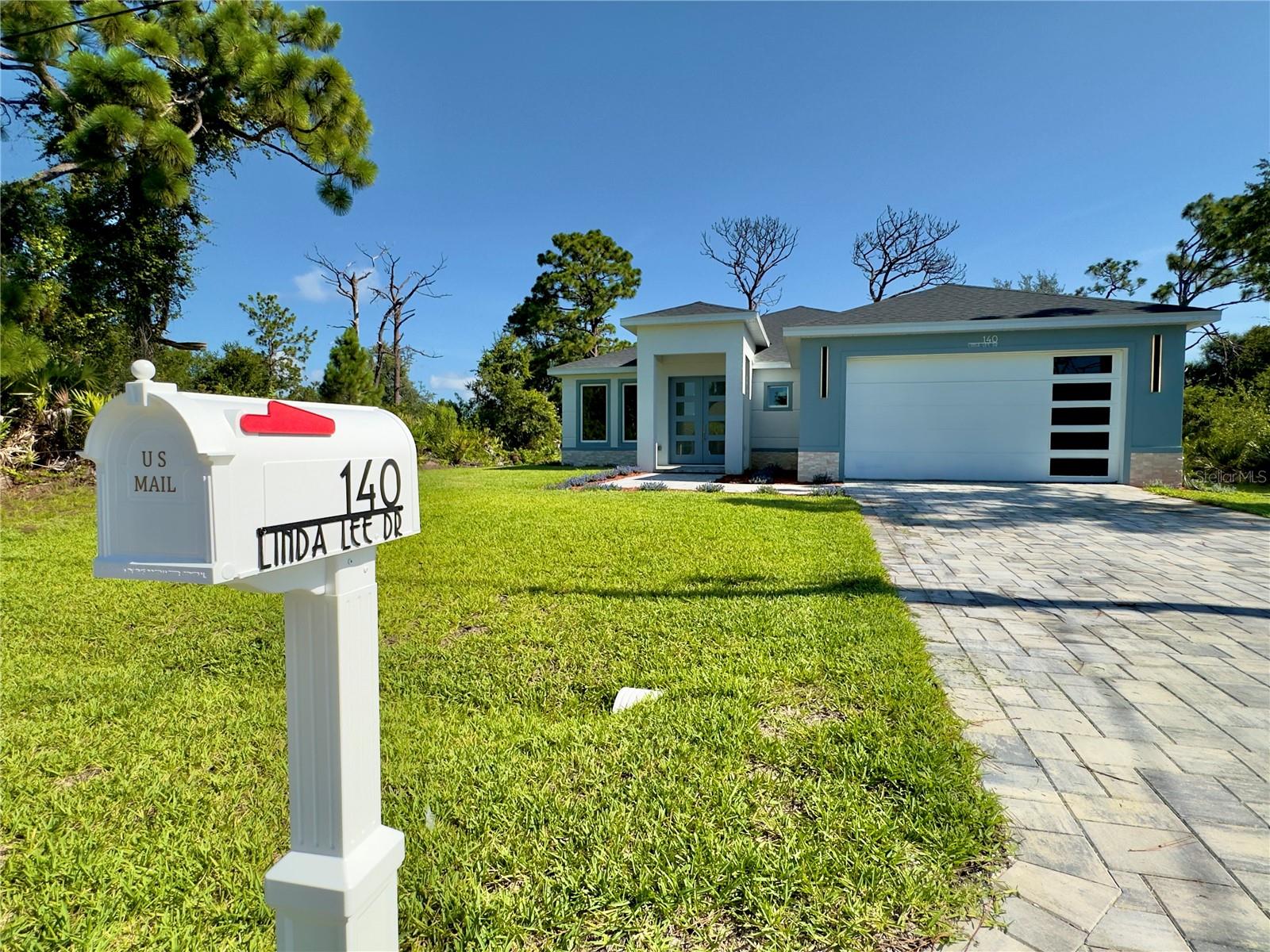 Single Family Residence em ROTONDA WEST, FL - Daniel Dourado