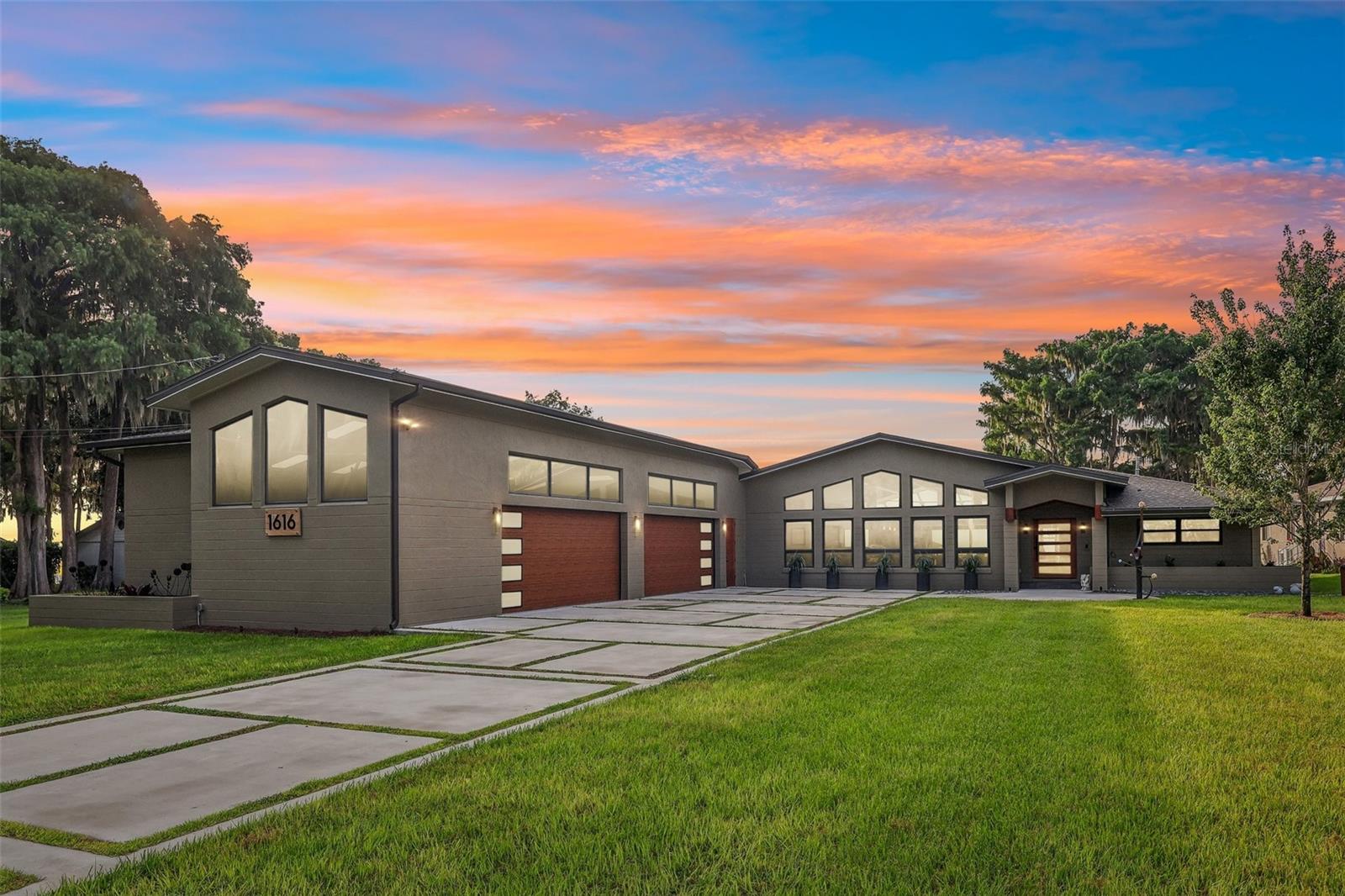 Single Family Residence em LEESBURG, FL - Daniel Dourado