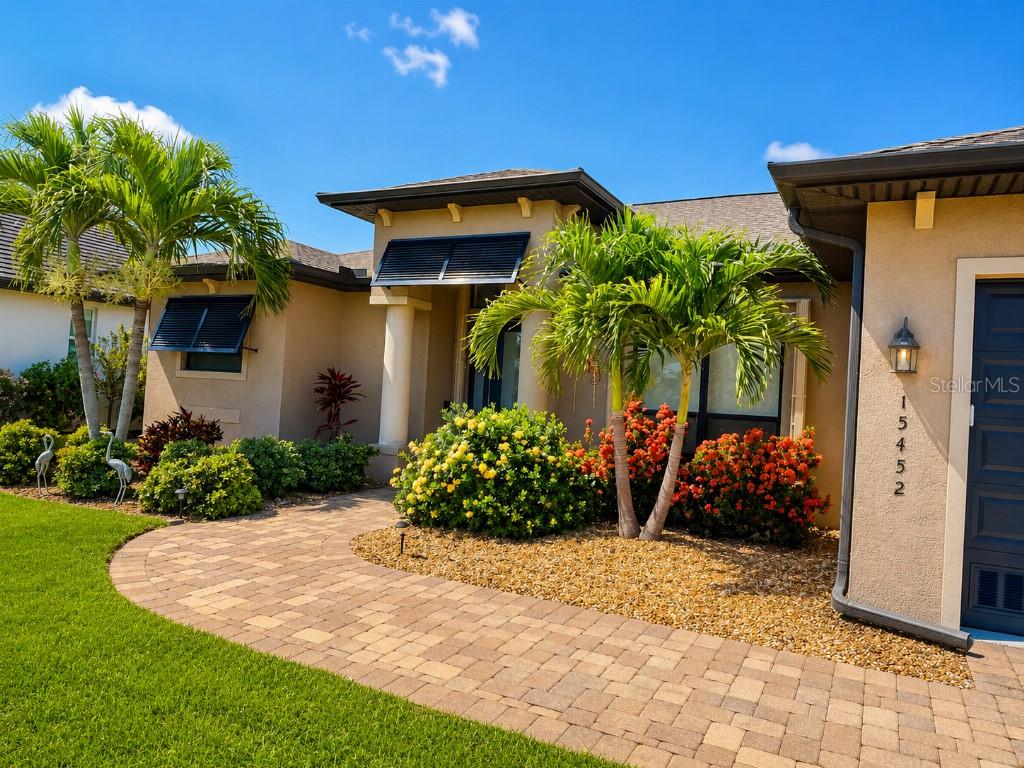Single Family Residence in PORT CHARLOTTE, FL - Daniel Dourado