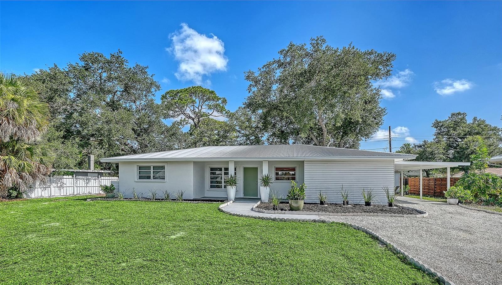 Single Family Residence em SARASOTA, FL - Daniel Dourado