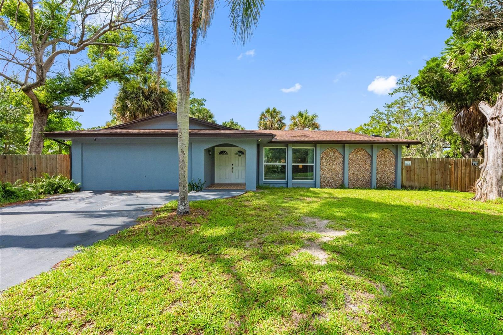 Single Family Residence em NEW PORT RICHEY, FL - Daniel Dourado