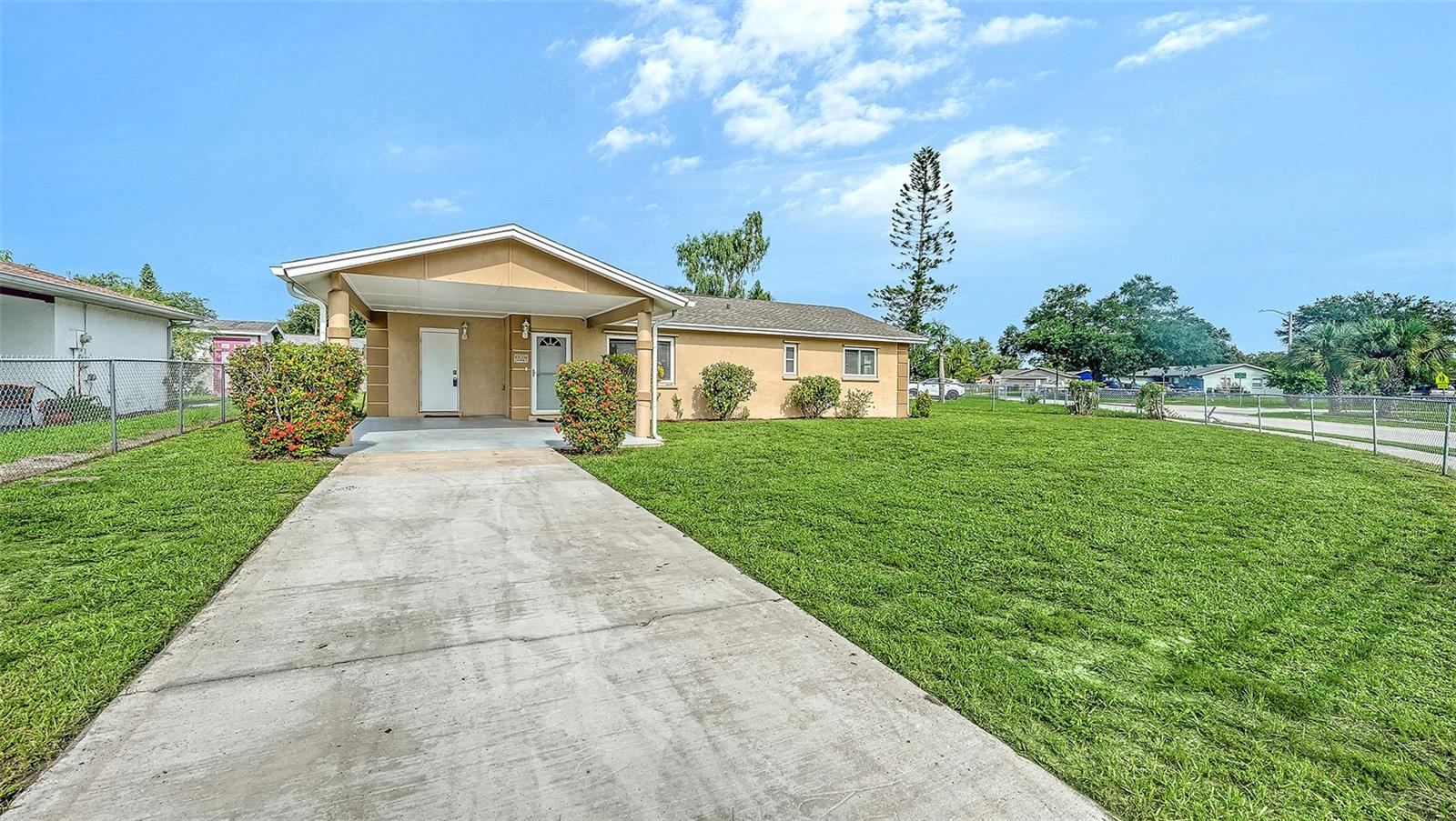 Single Family Residence em SARASOTA, FL - Daniel Dourado