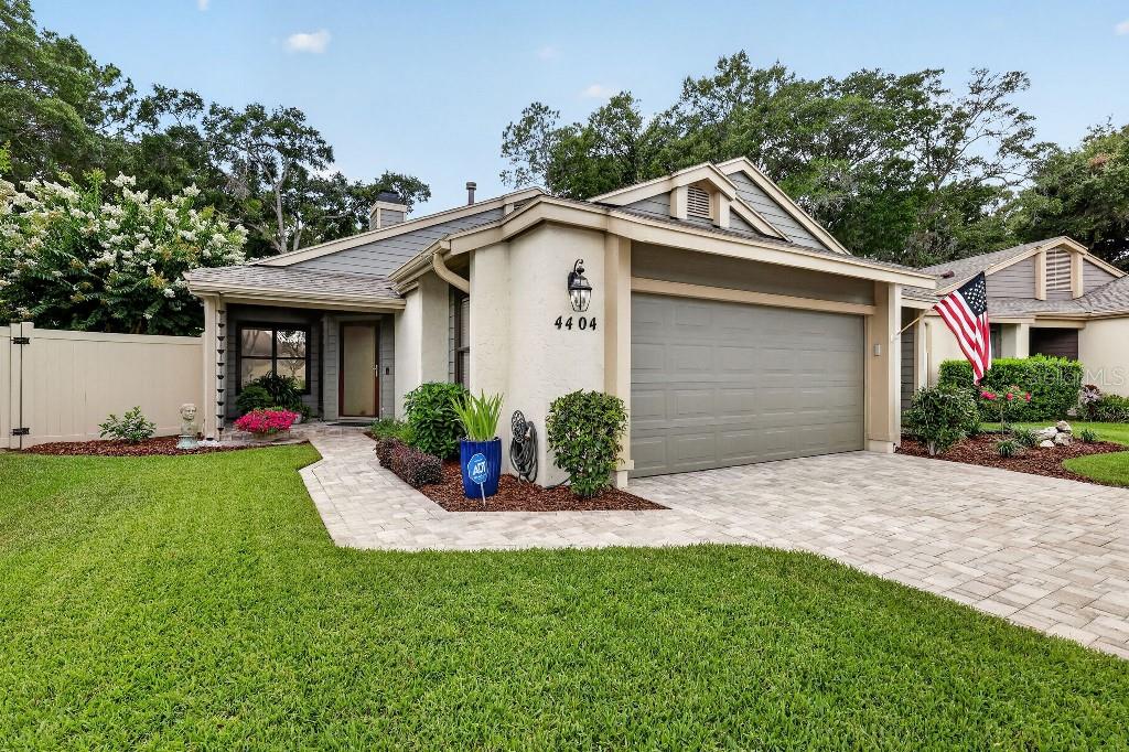 Single Family Residence in OCALA, FL - Daniel Dourado