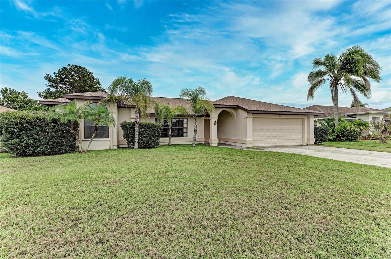 Single Family Residence em BRADENTON, FL - Daniel Dourado