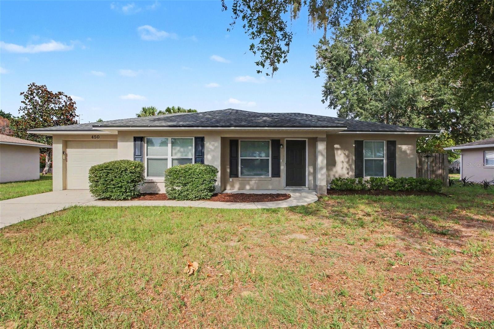 Single Family Residence in TAVARES, FL - Daniel Dourado