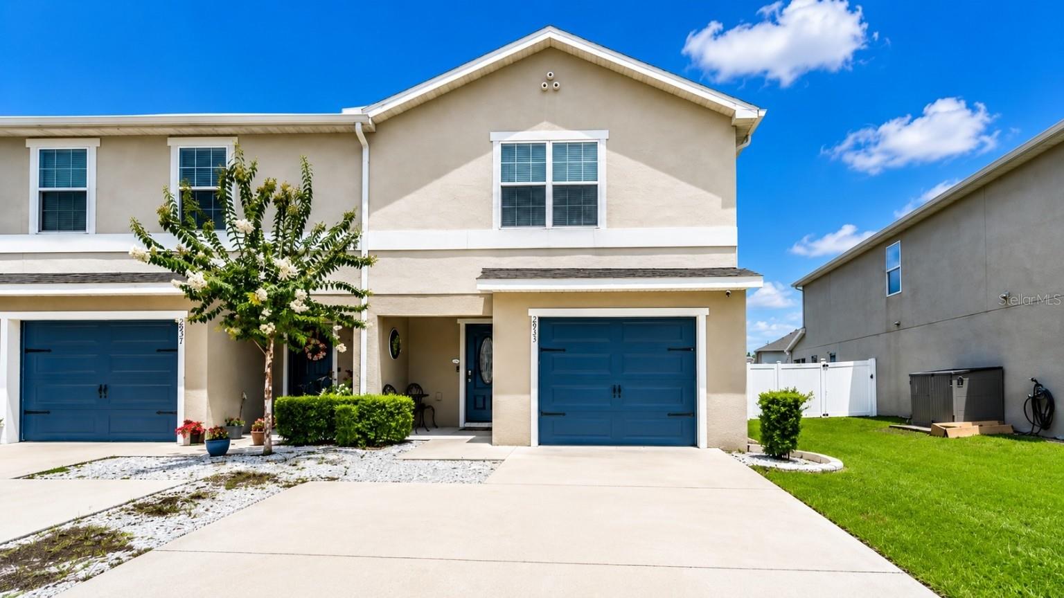 Townhouse in ST CLOUD, FL - Daniel Dourado