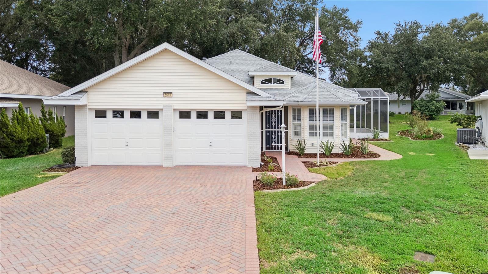 Single Family Residence em LEESBURG, FL - Daniel Dourado