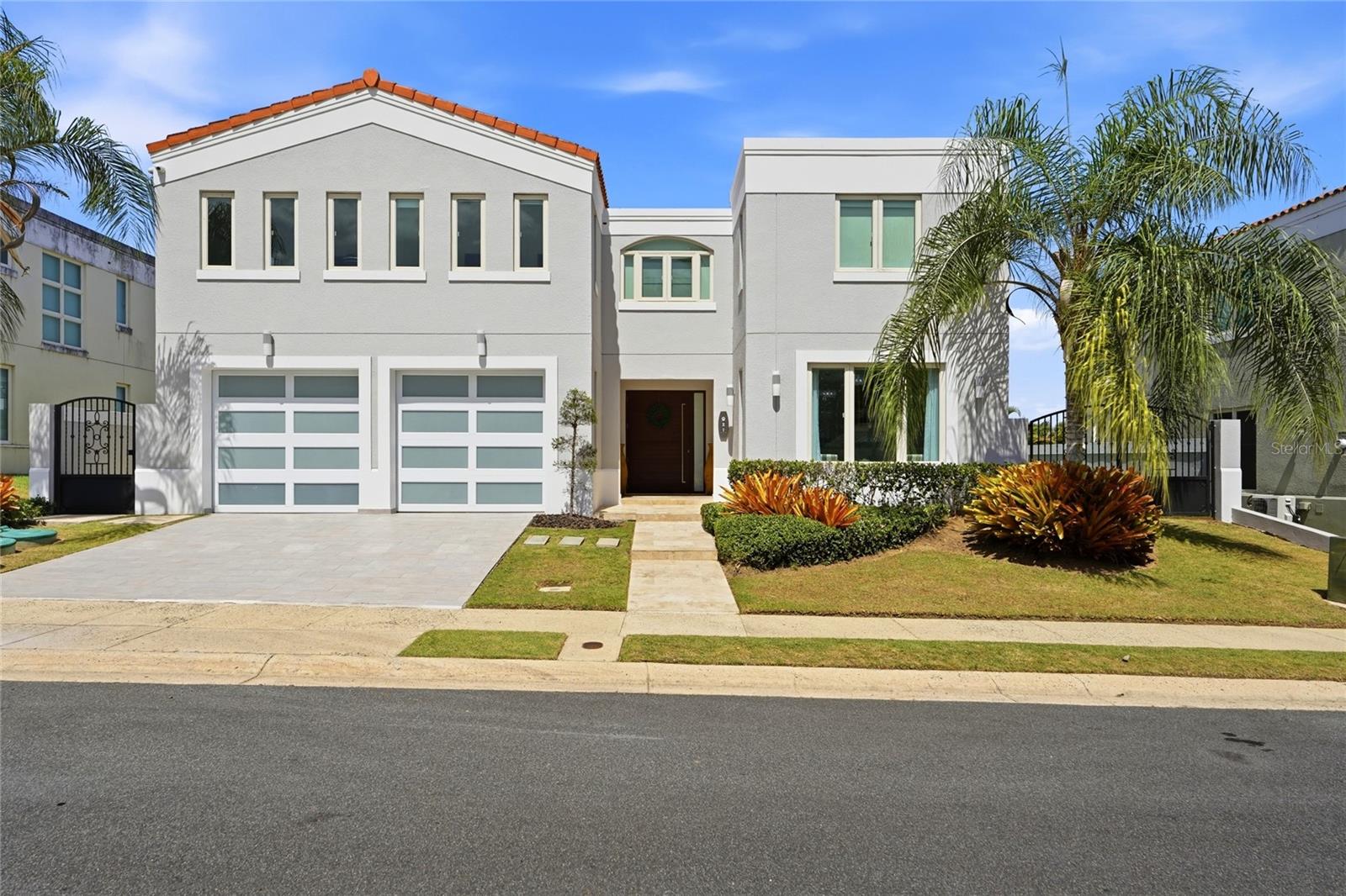 Single Family Residence in CAGUAS, PR - Daniel Dourado