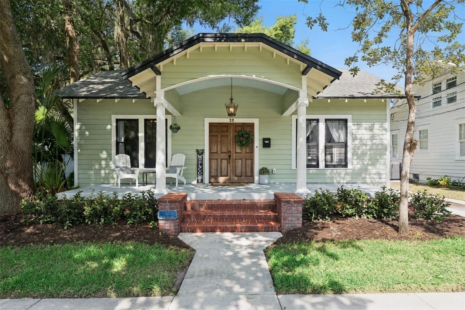 Single Family Residence in ORLANDO, FL - Daniel Dourado