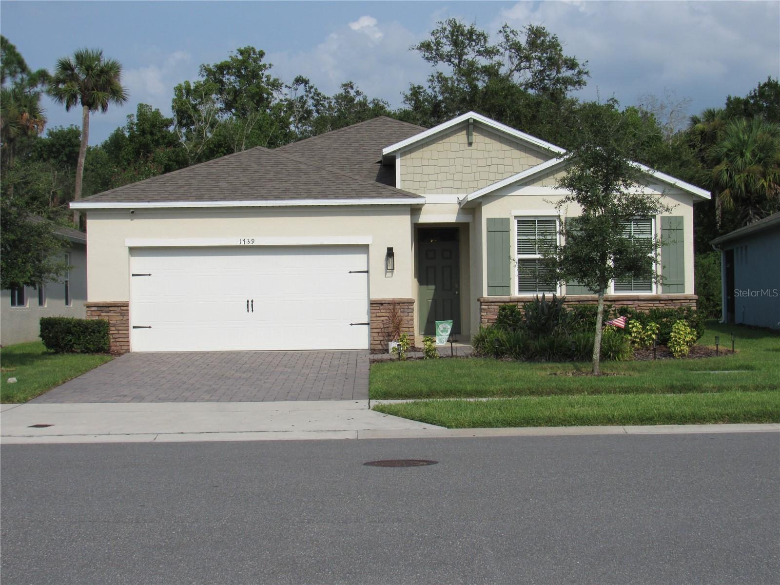 Single Family Residence in NEW SMYRNA BEACH, FL - Daniel Dourado