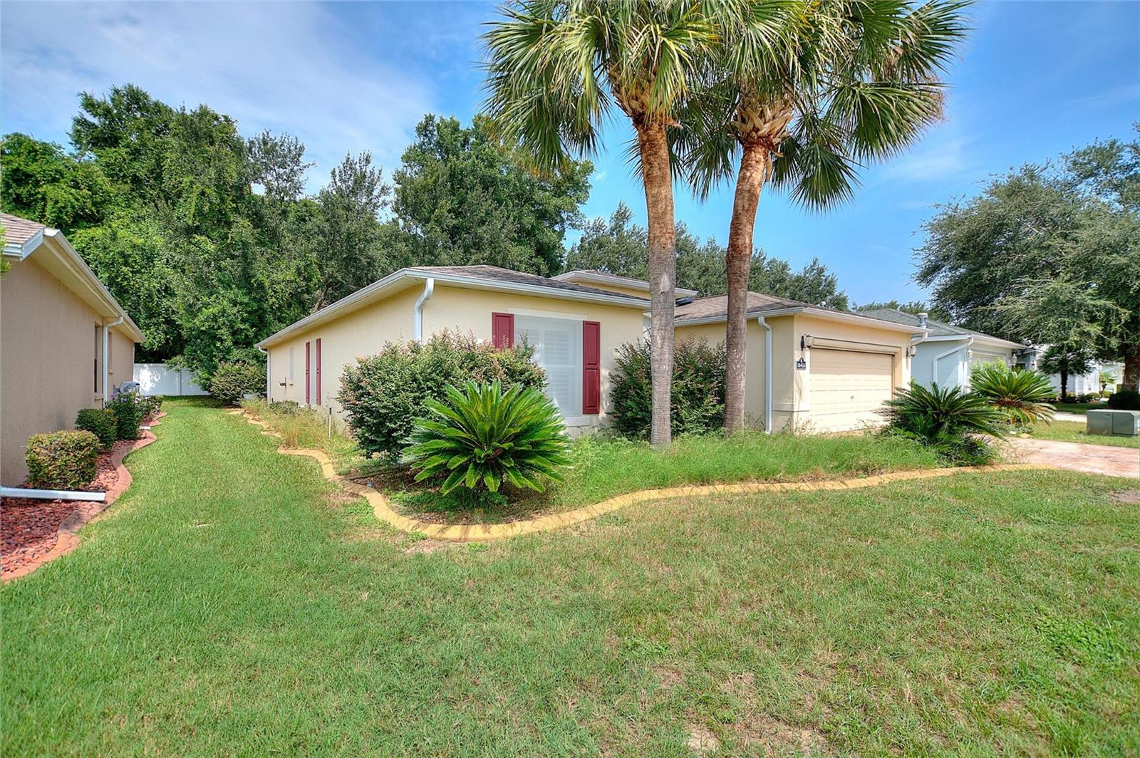 Single Family Residence in OCALA, FL - Daniel Dourado