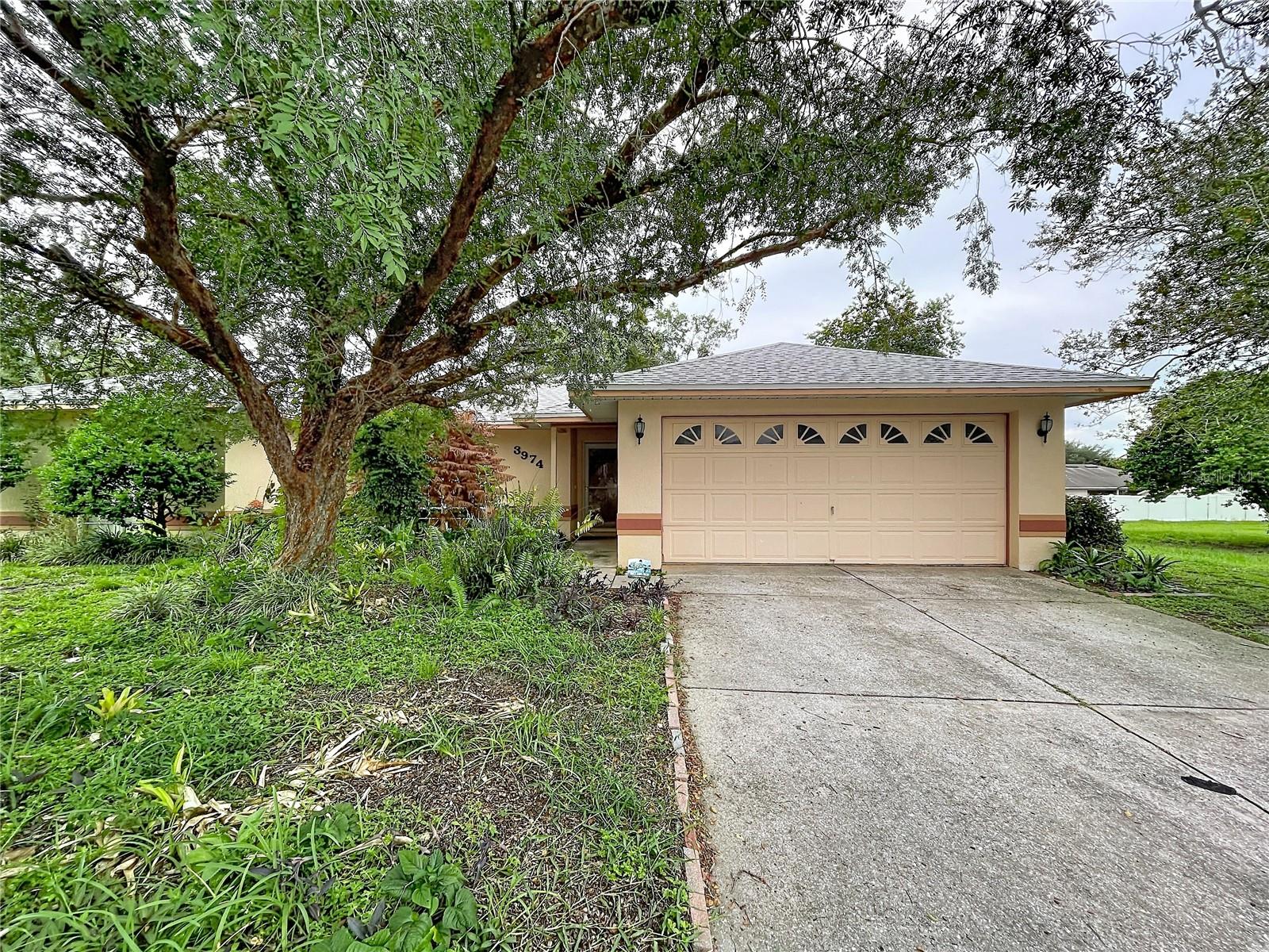 Single Family Residence in LAKELAND, FL - Daniel Dourado