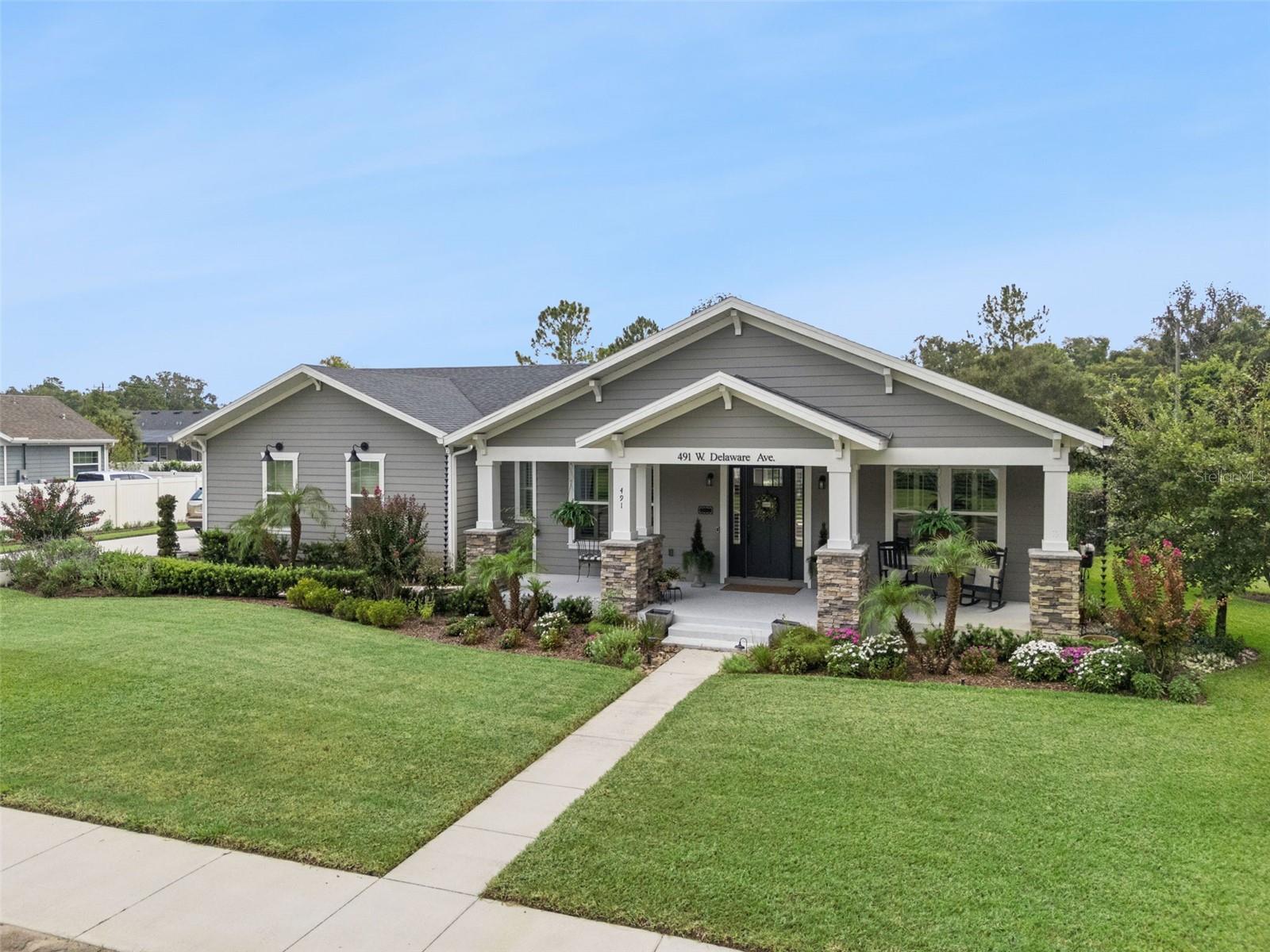 Single Family Residence in LAKE HELEN, FL - Daniel Dourado
