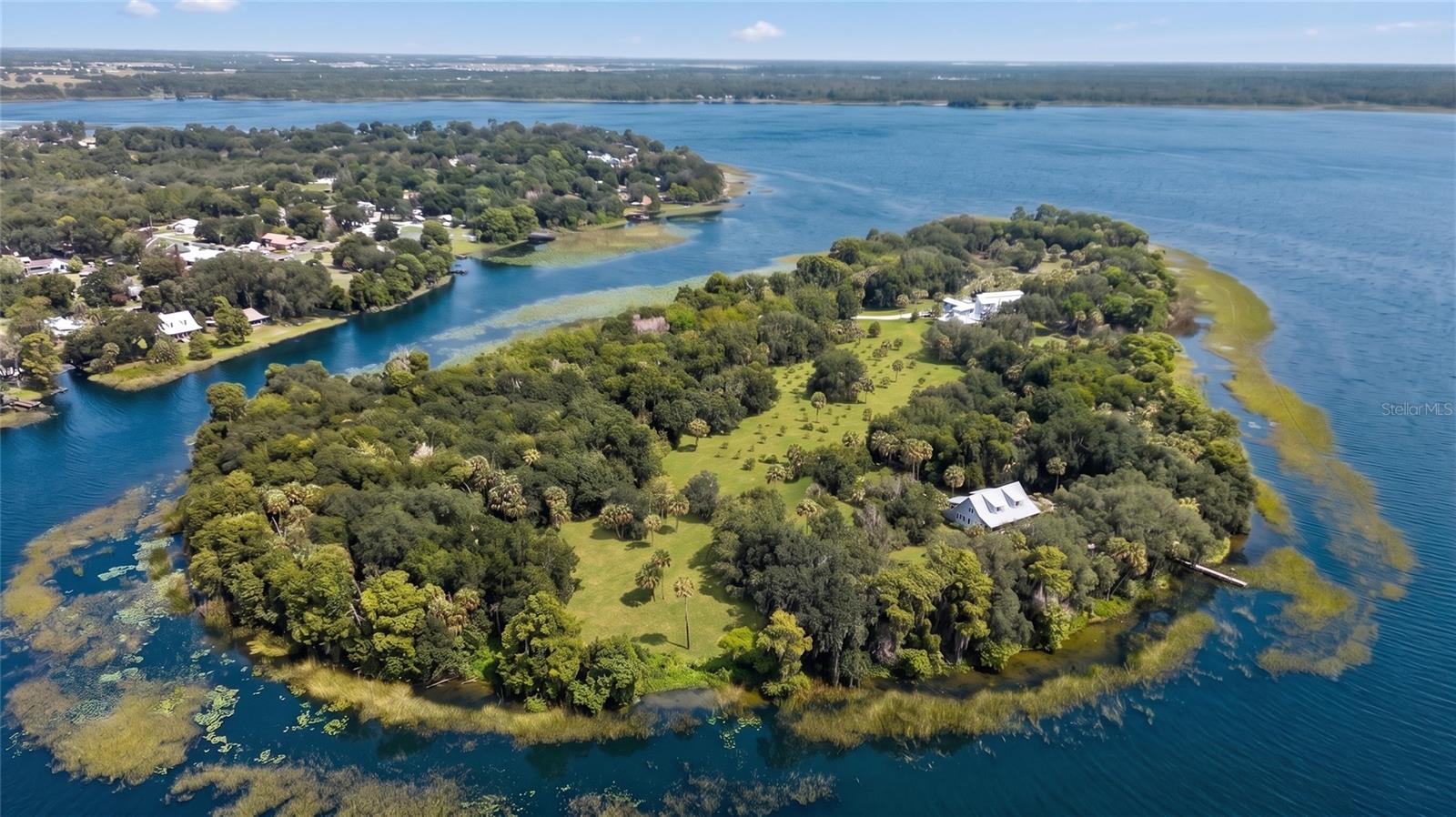 Single Family Residence em HAINES CITY, FL - Daniel Dourado