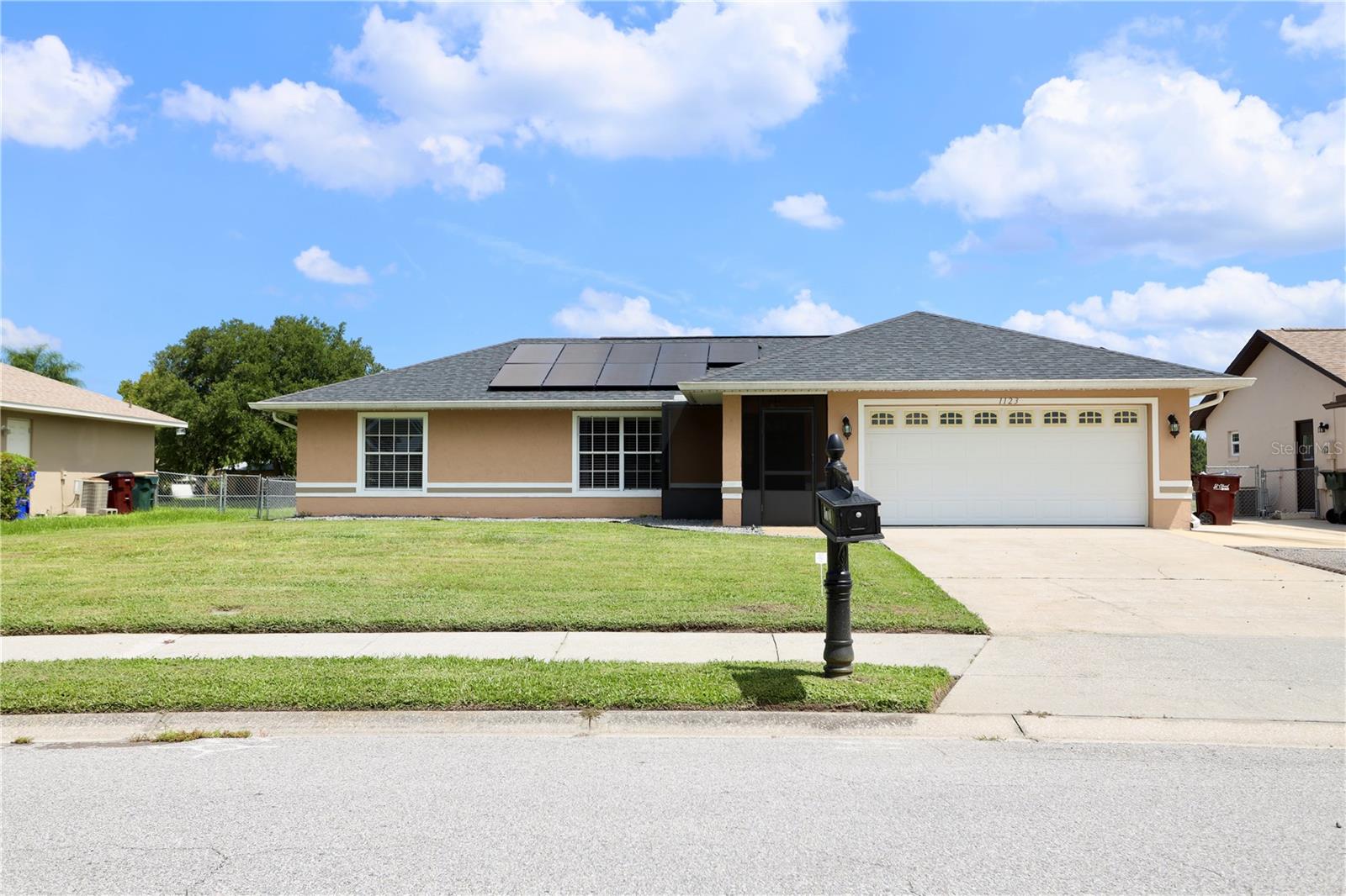 Single Family Residence in ST CLOUD, FL - Daniel Dourado