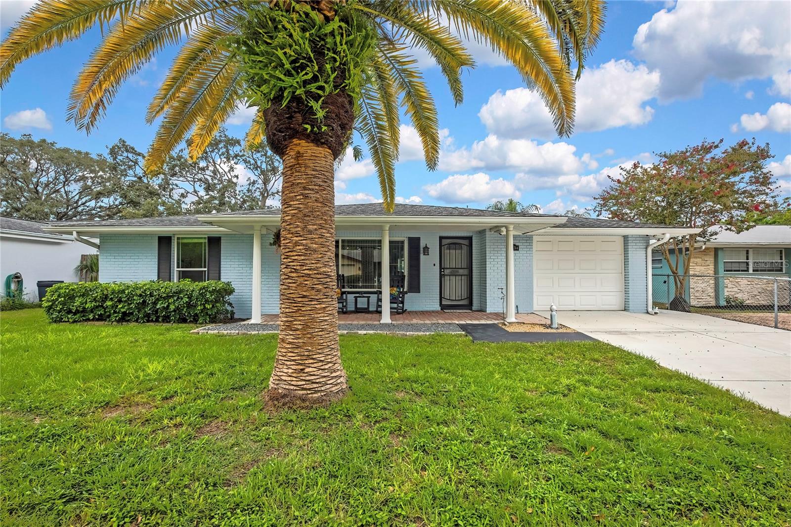 Single Family Residence in PORT RICHEY, FL - Daniel Dourado