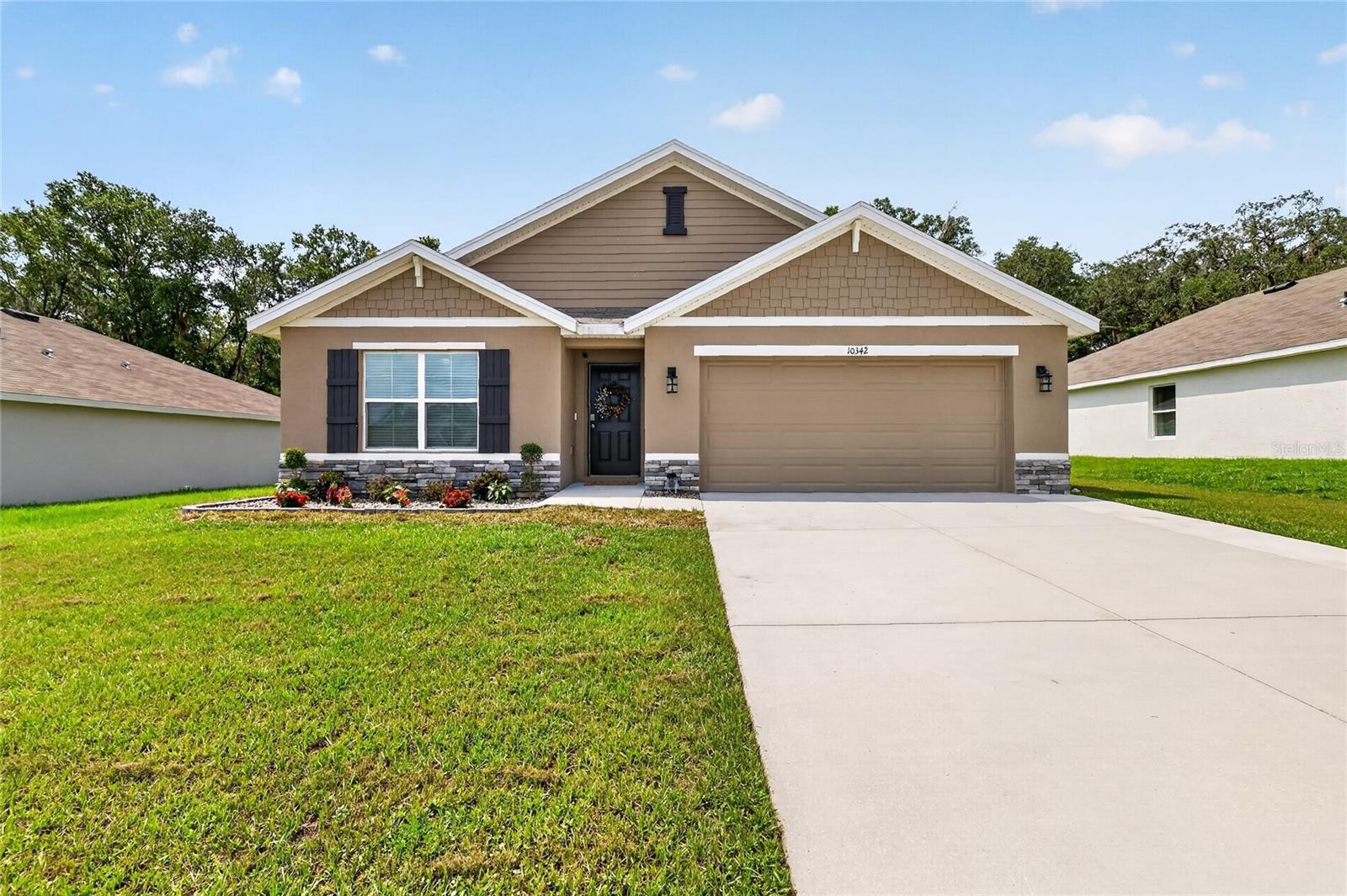 Single Family Residence em SUMMERFIELD, FL - Daniel Dourado