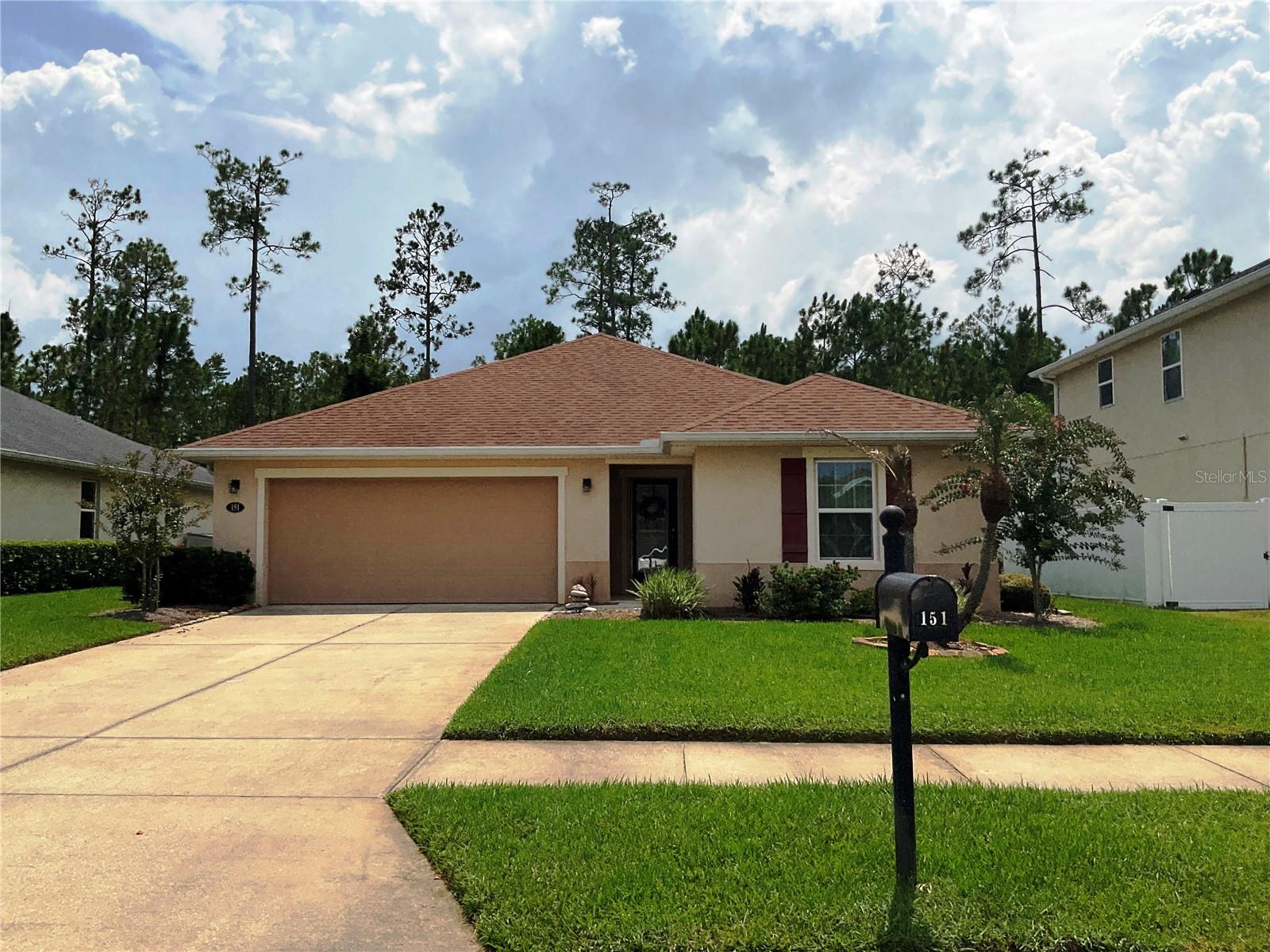 Single Family Residence in ORMOND BEACH, FL - Daniel Dourado