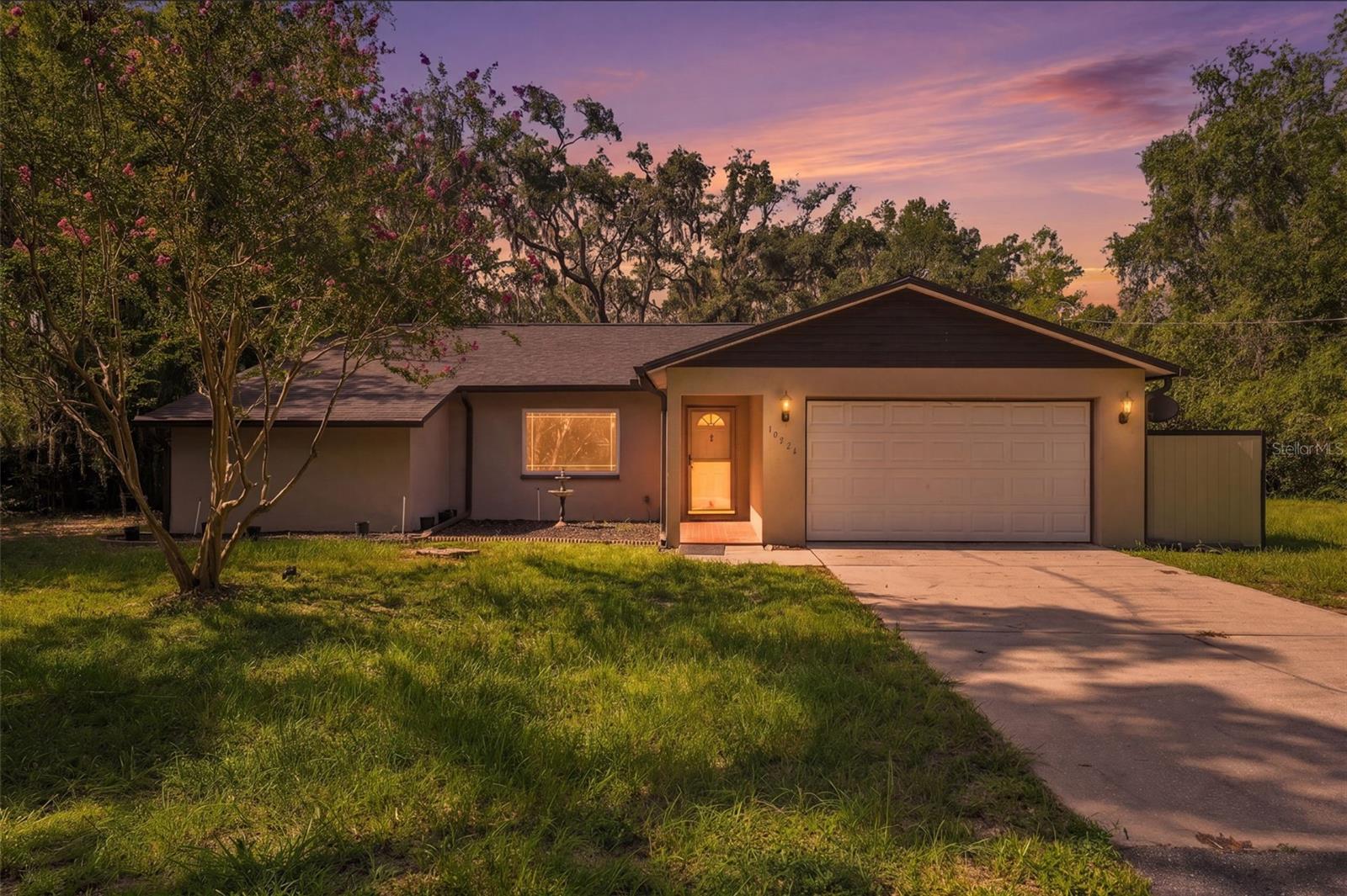 Single Family Residence in BROOKSVILLE, FL - Daniel Dourado