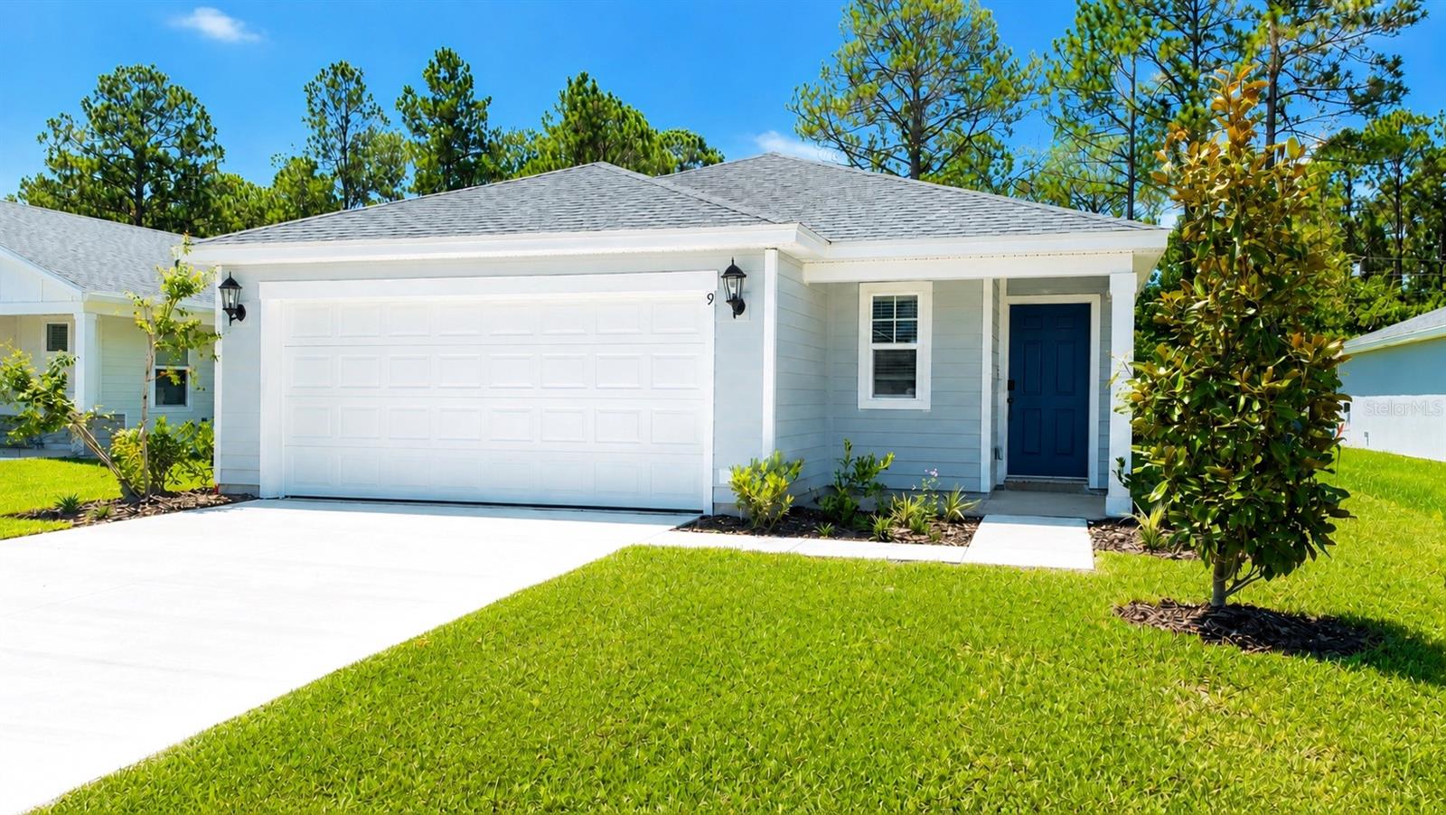 Single Family Residence in PALM COAST, FL - Daniel Dourado