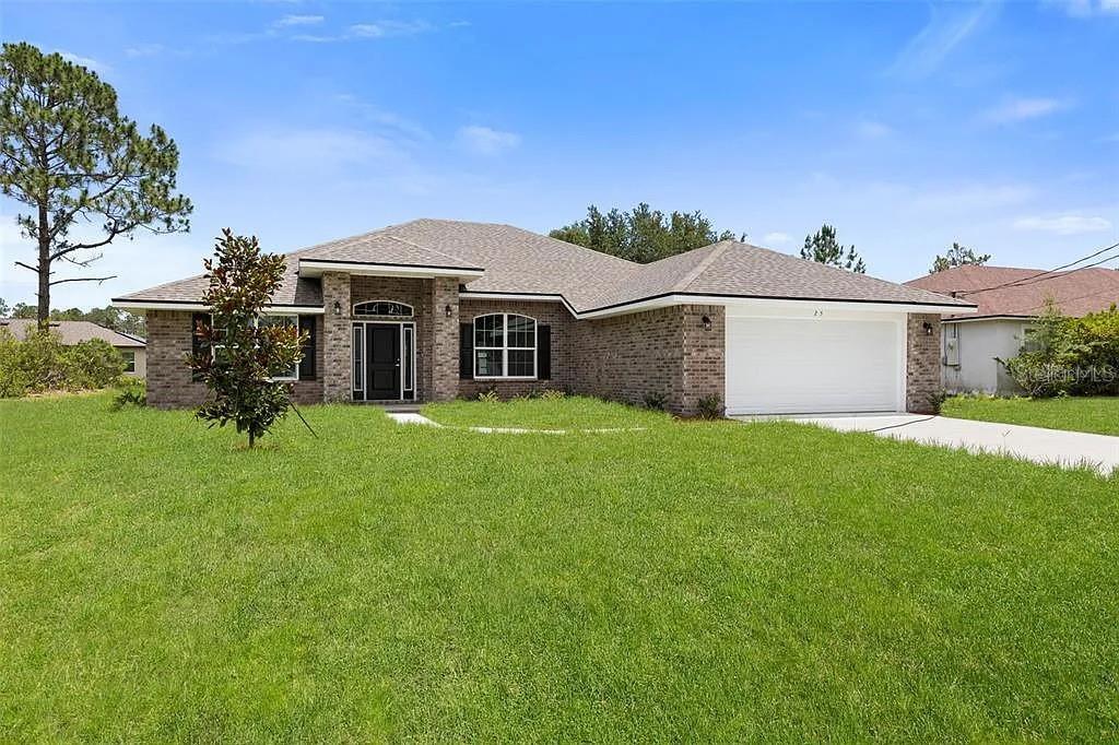 Single Family Residence in PALM COAST, FL - Daniel Dourado
