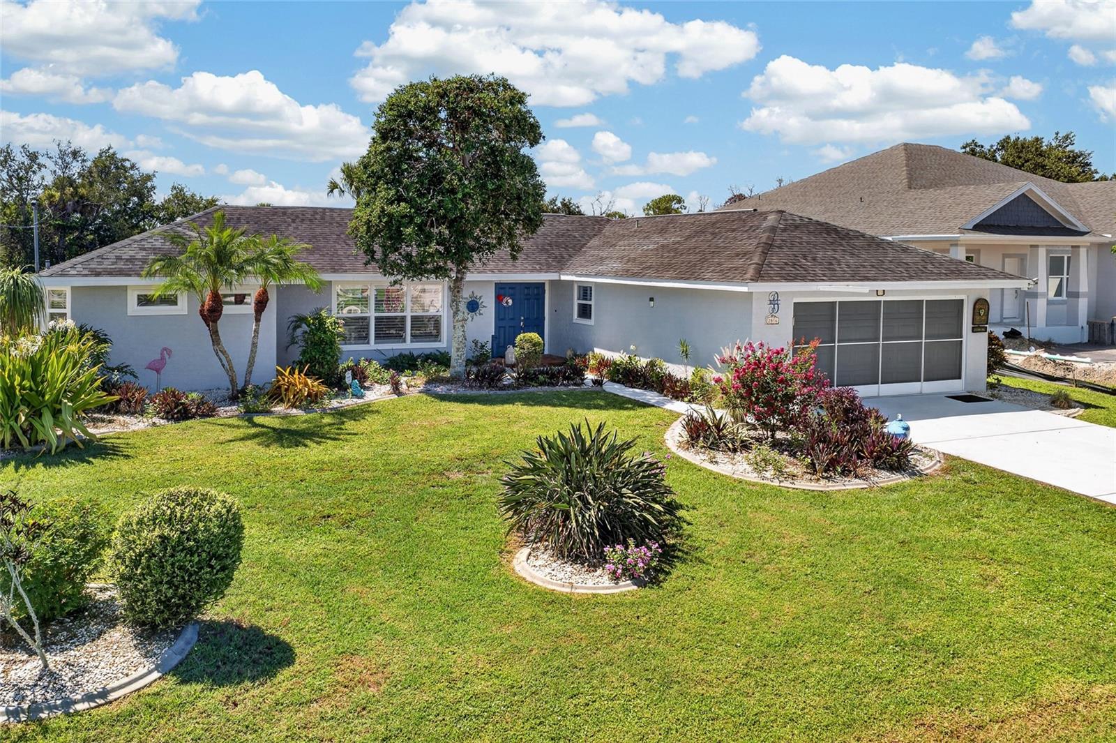 Single Family Residence em PORT CHARLOTTE, FL - Daniel Dourado