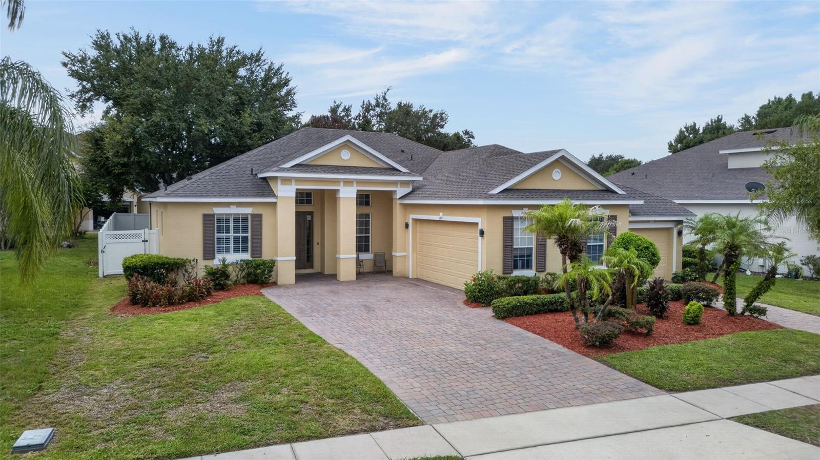 Single Family Residence in OCOEE, FL - Daniel Dourado
