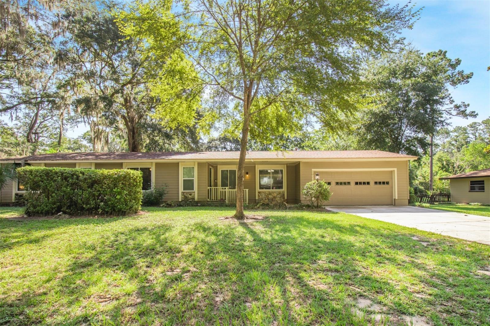 Single Family Residence em GAINESVILLE, FL - Daniel Dourado