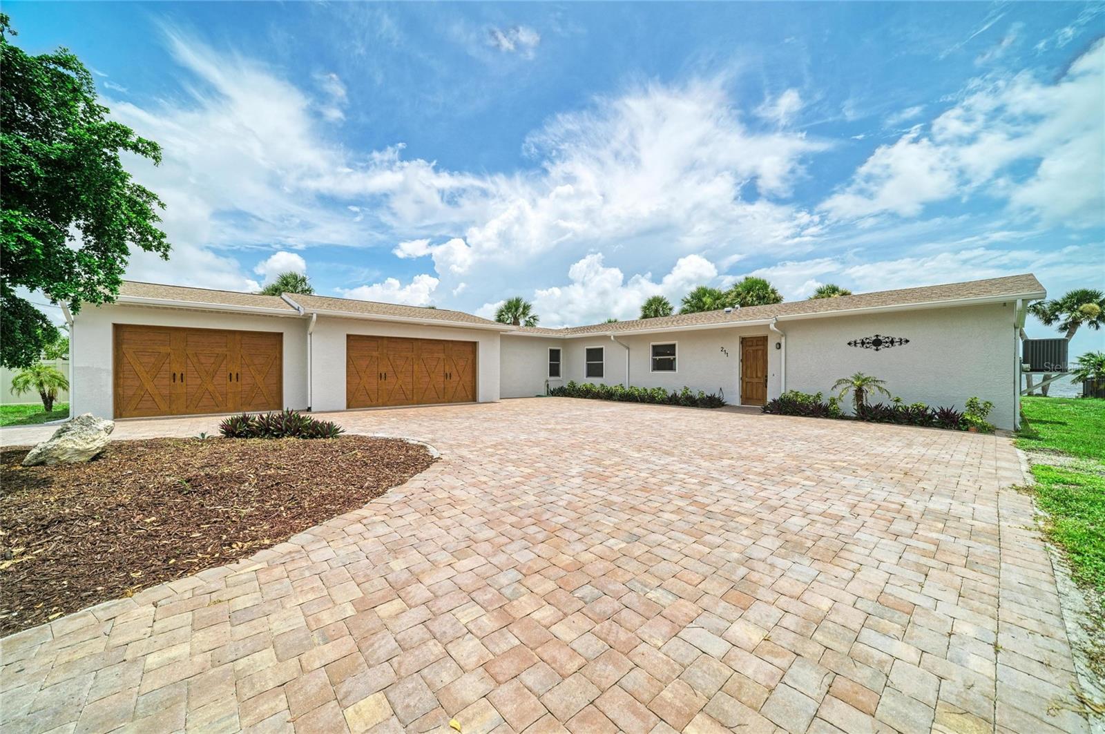 Single Family Residence em ENGLEWOOD, FL - Daniel Dourado